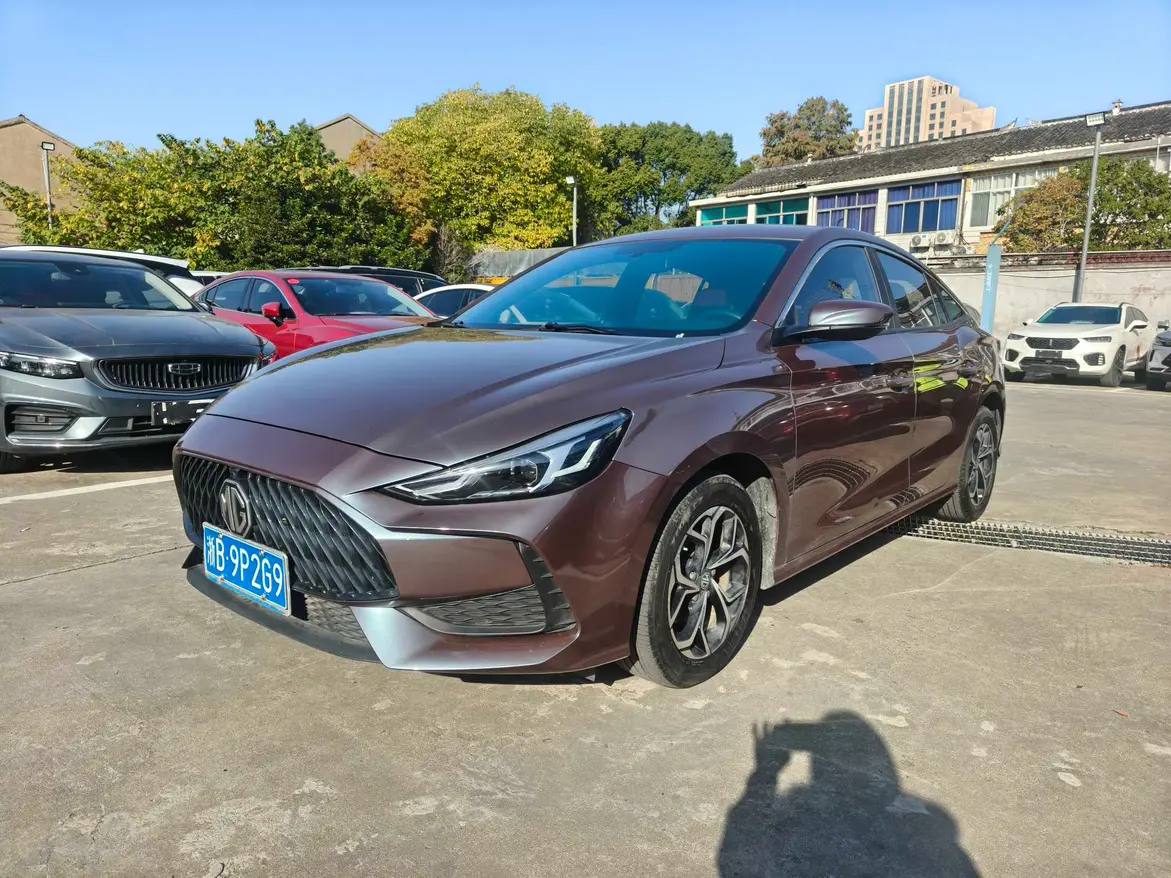 MG 5  из Китая