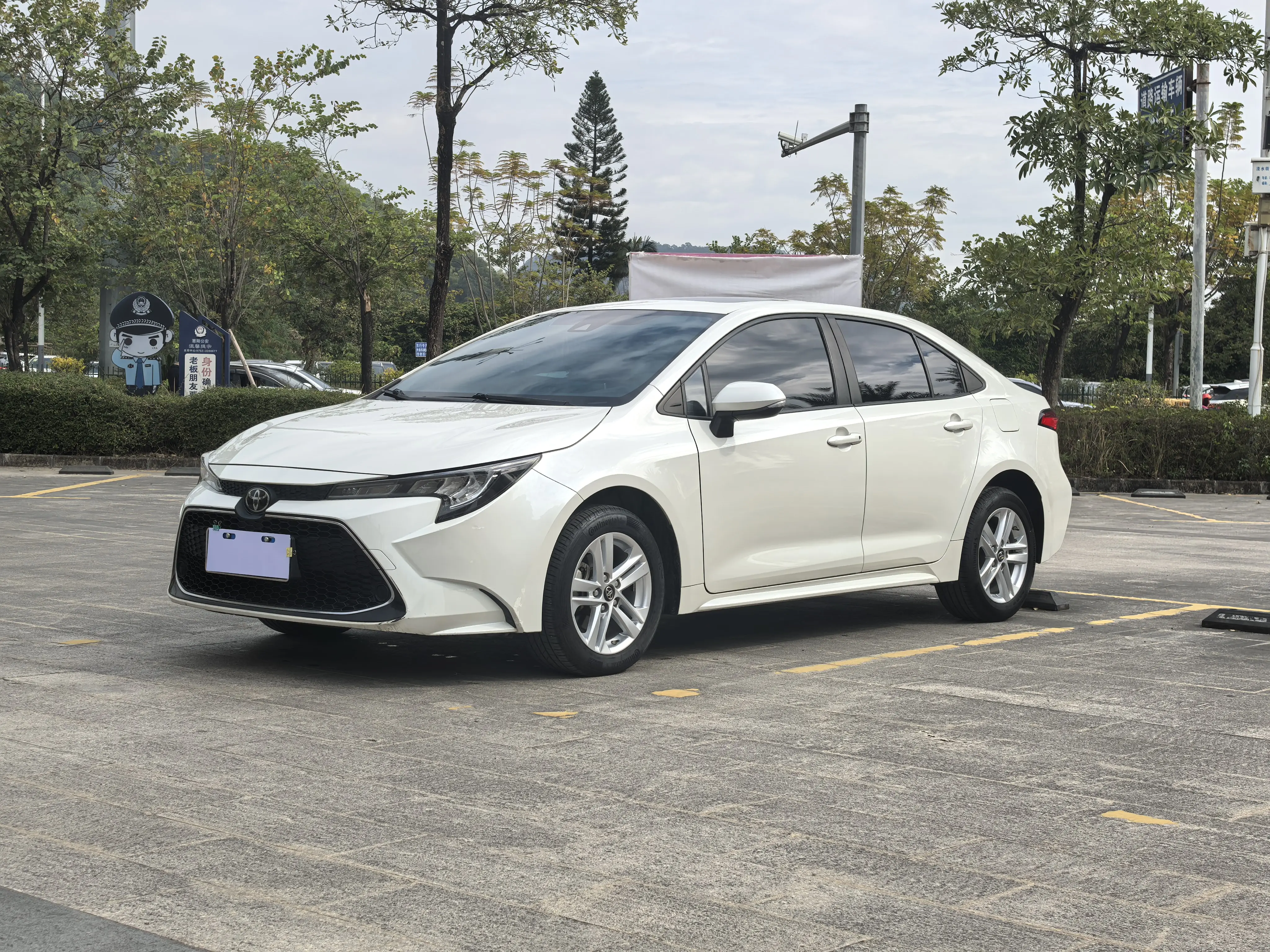 Toyota Levin (Lei Ling)  из Китая