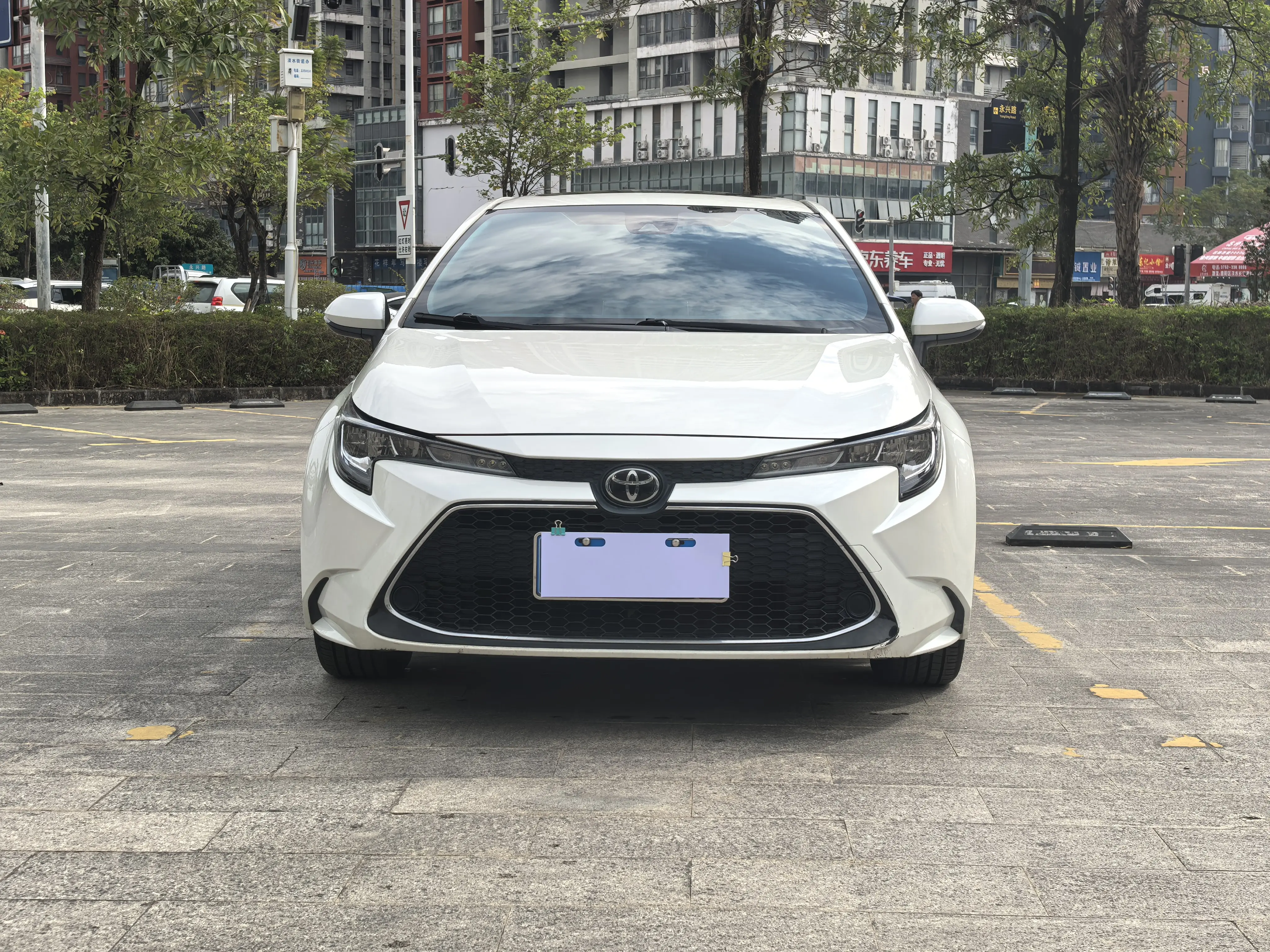 Toyota Levin (Lei Ling)  из Китая
