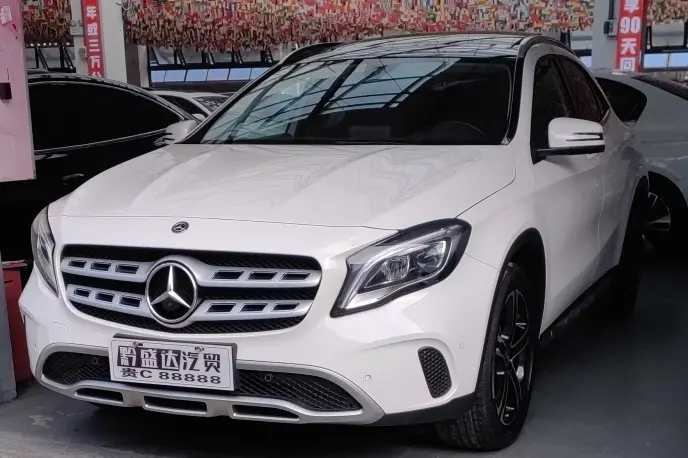 Mercedes-Benz GLA  из Китая