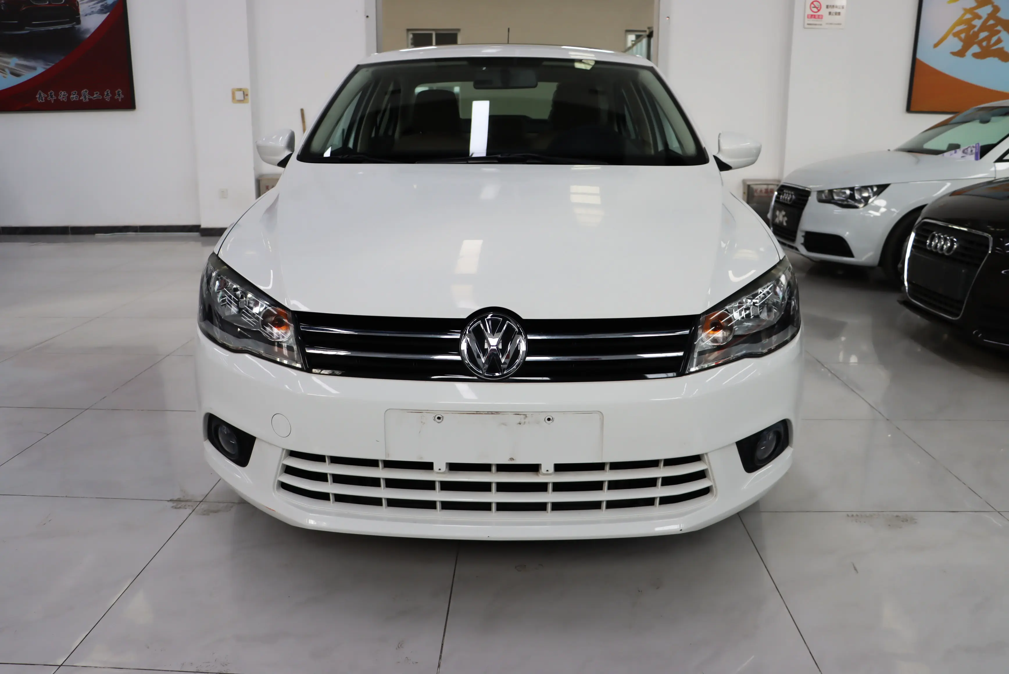 Volkswagen Jetta  из Китая