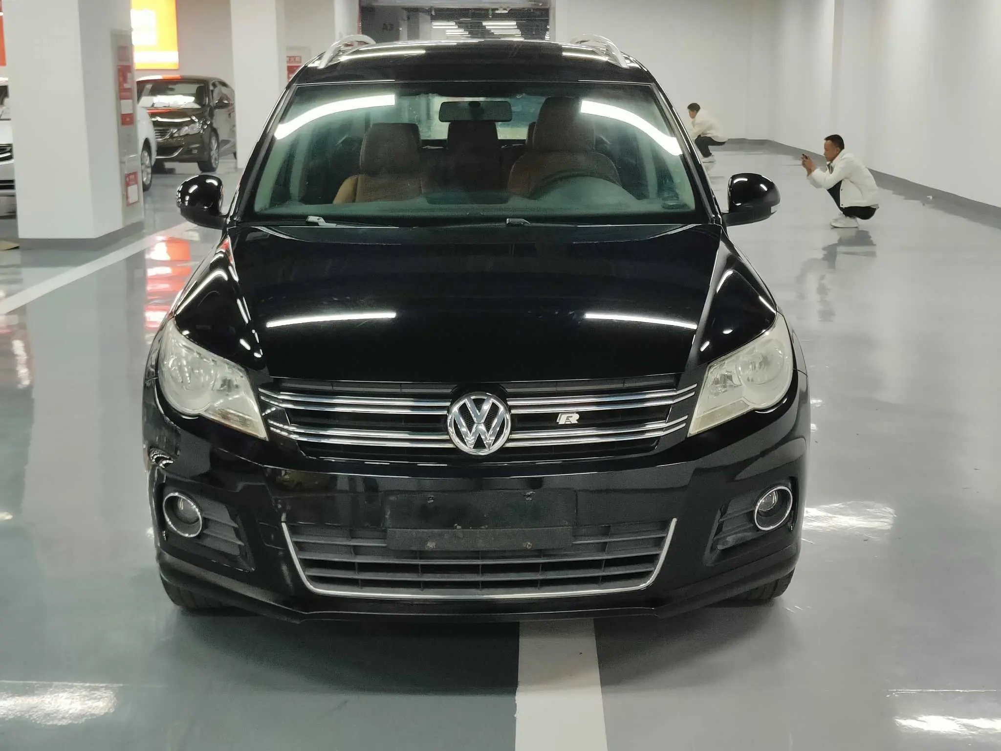 Volkswagen Tiguan  из Китая