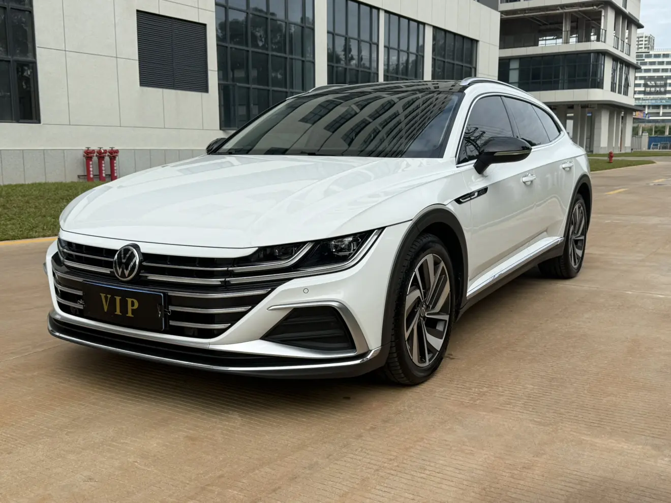 Volkswagen Arteon (CC)  из Китая
