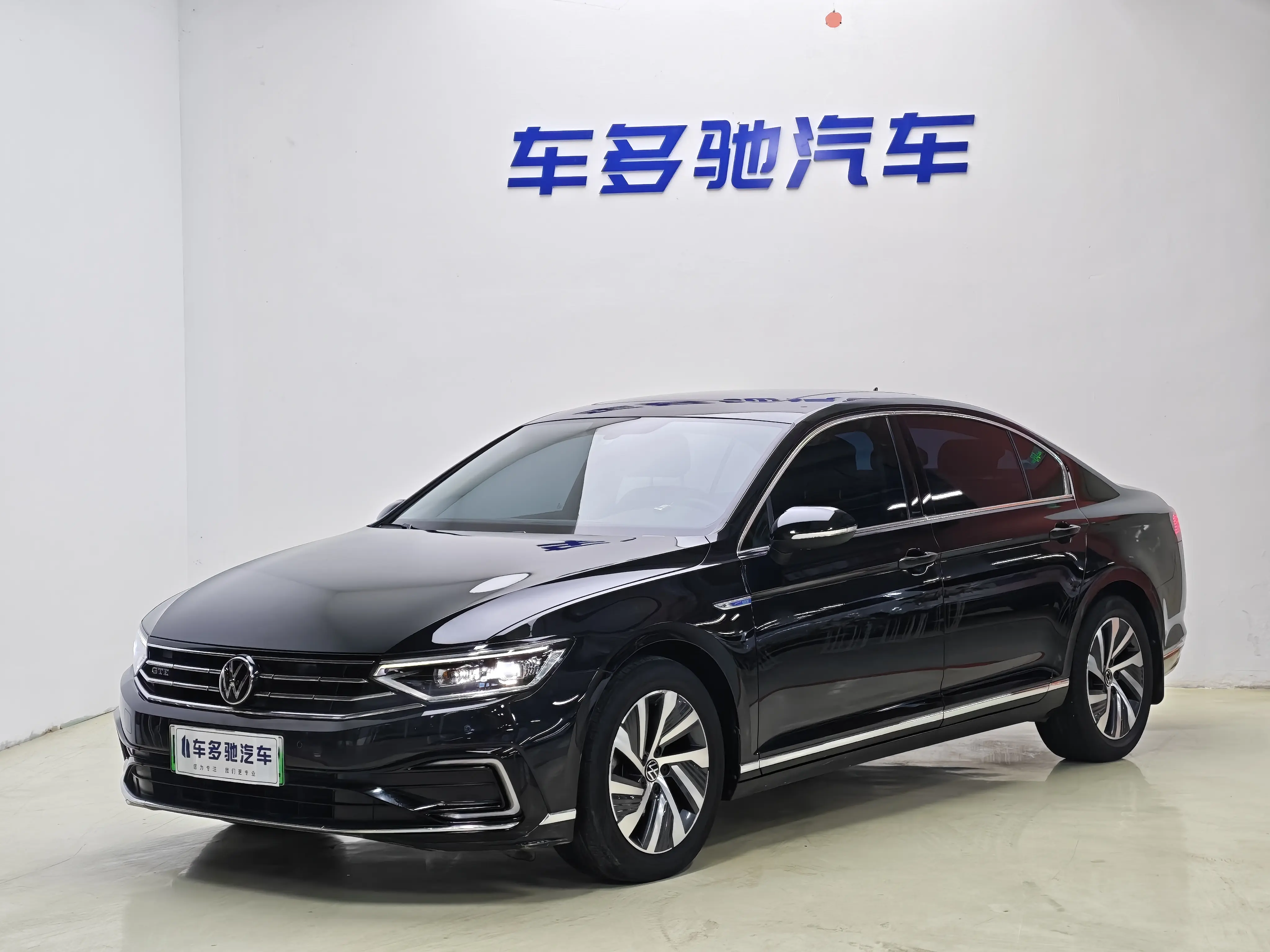 Volkswagen Magotan GTE  из Китая