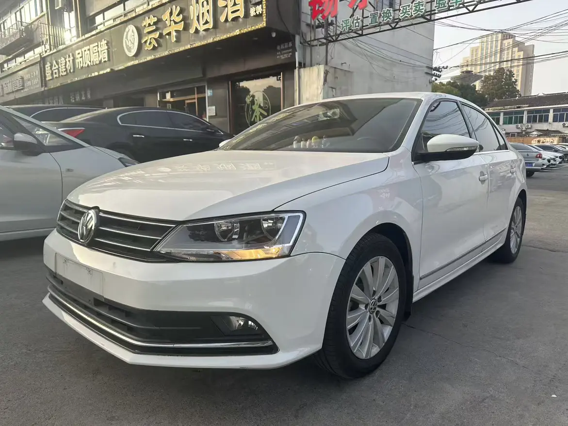 Volkswagen Sagitar  из Китая