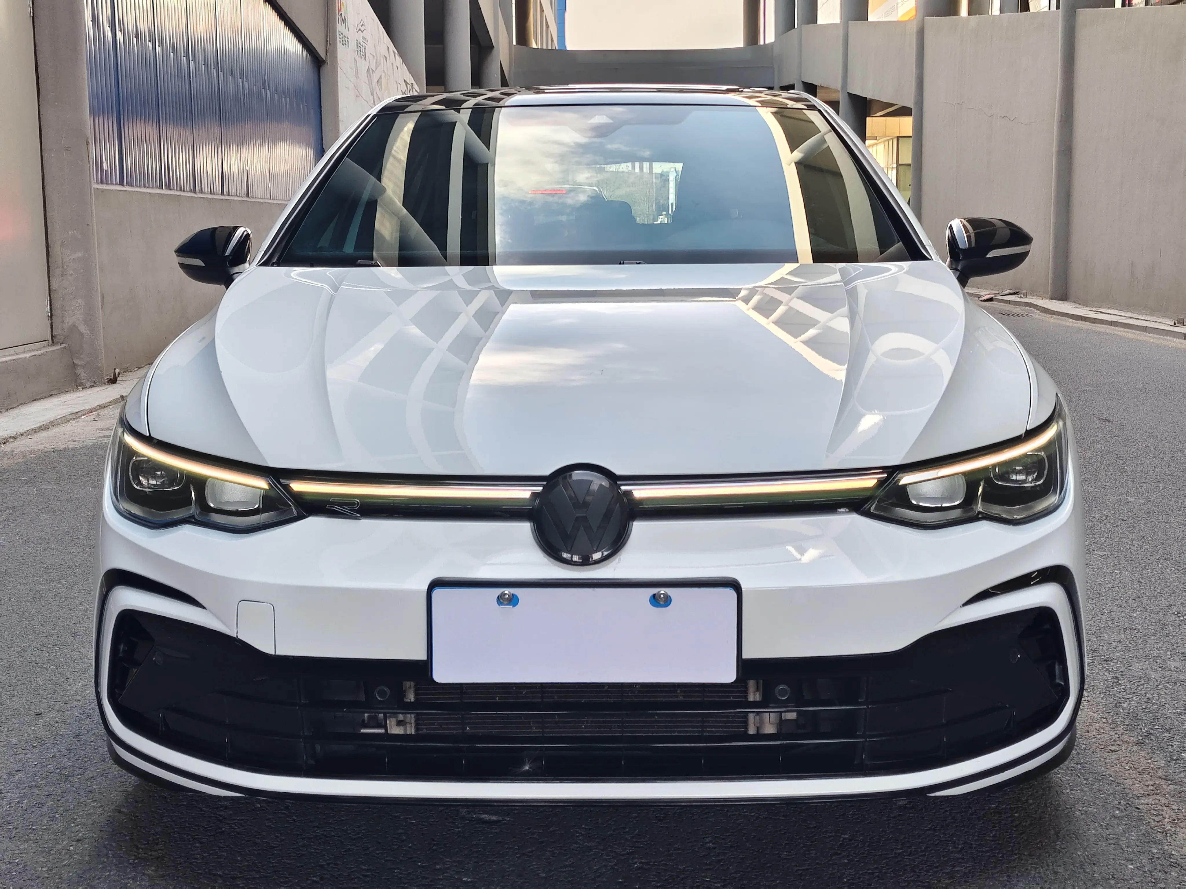 Volkswagen Golf  из Китая