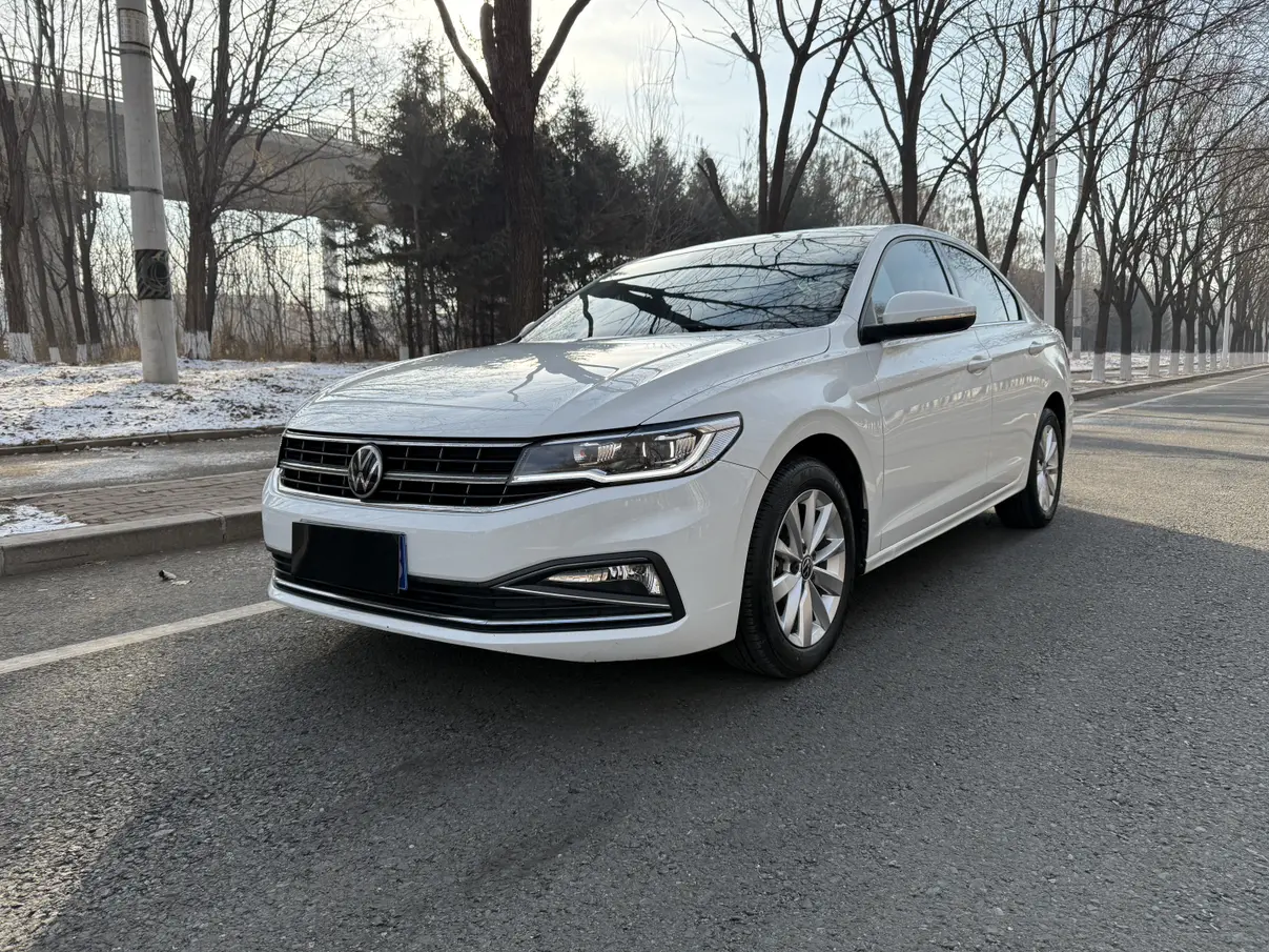 Volkswagen Bora  из Китая