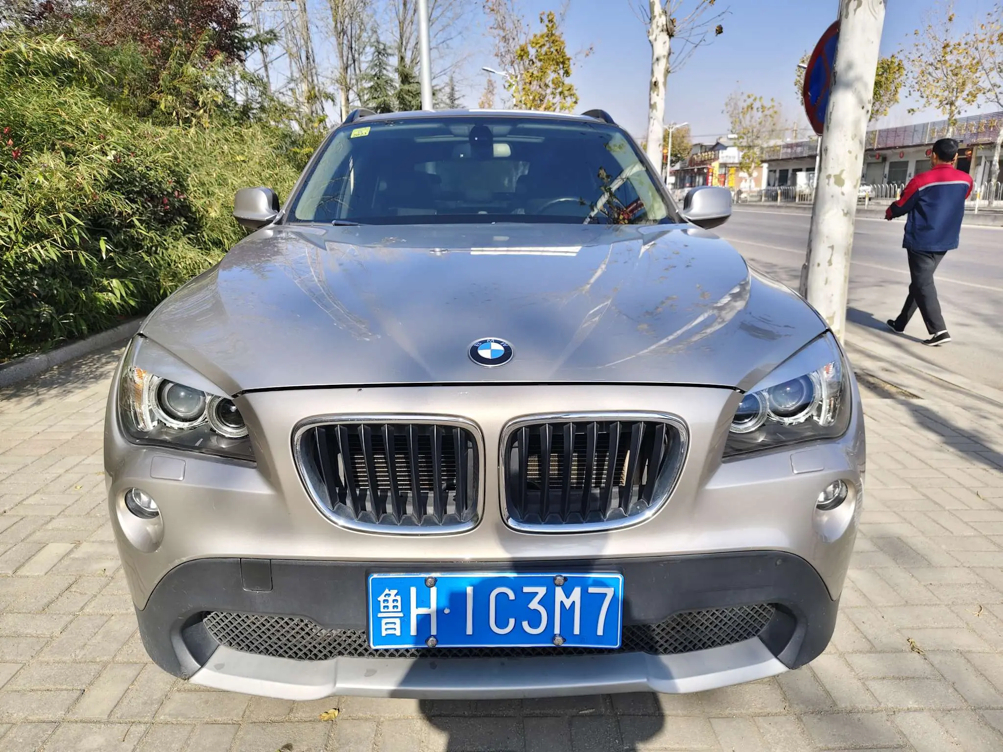 BMW X1  из Китая