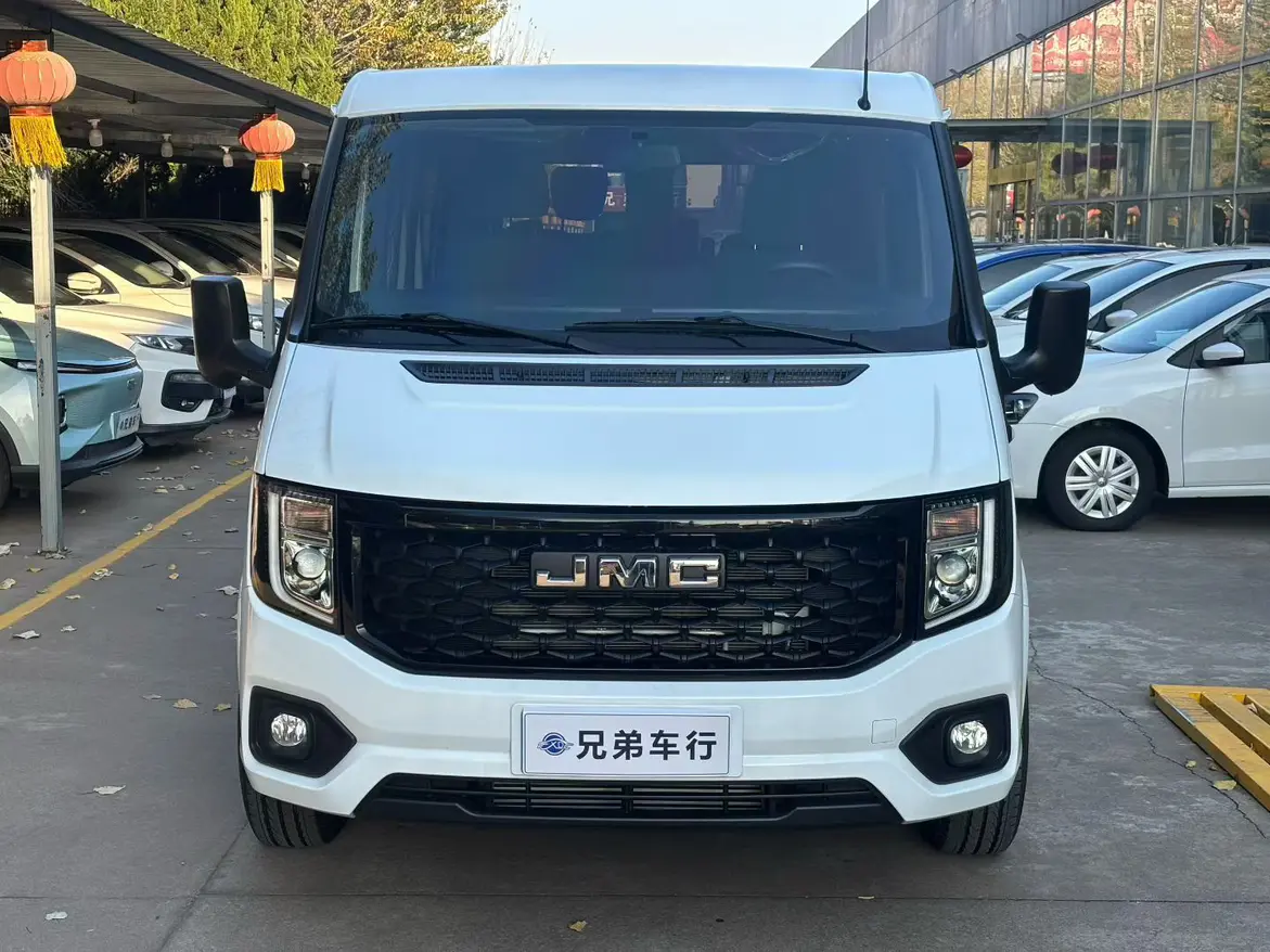 Jiangling Fushun  из Китая