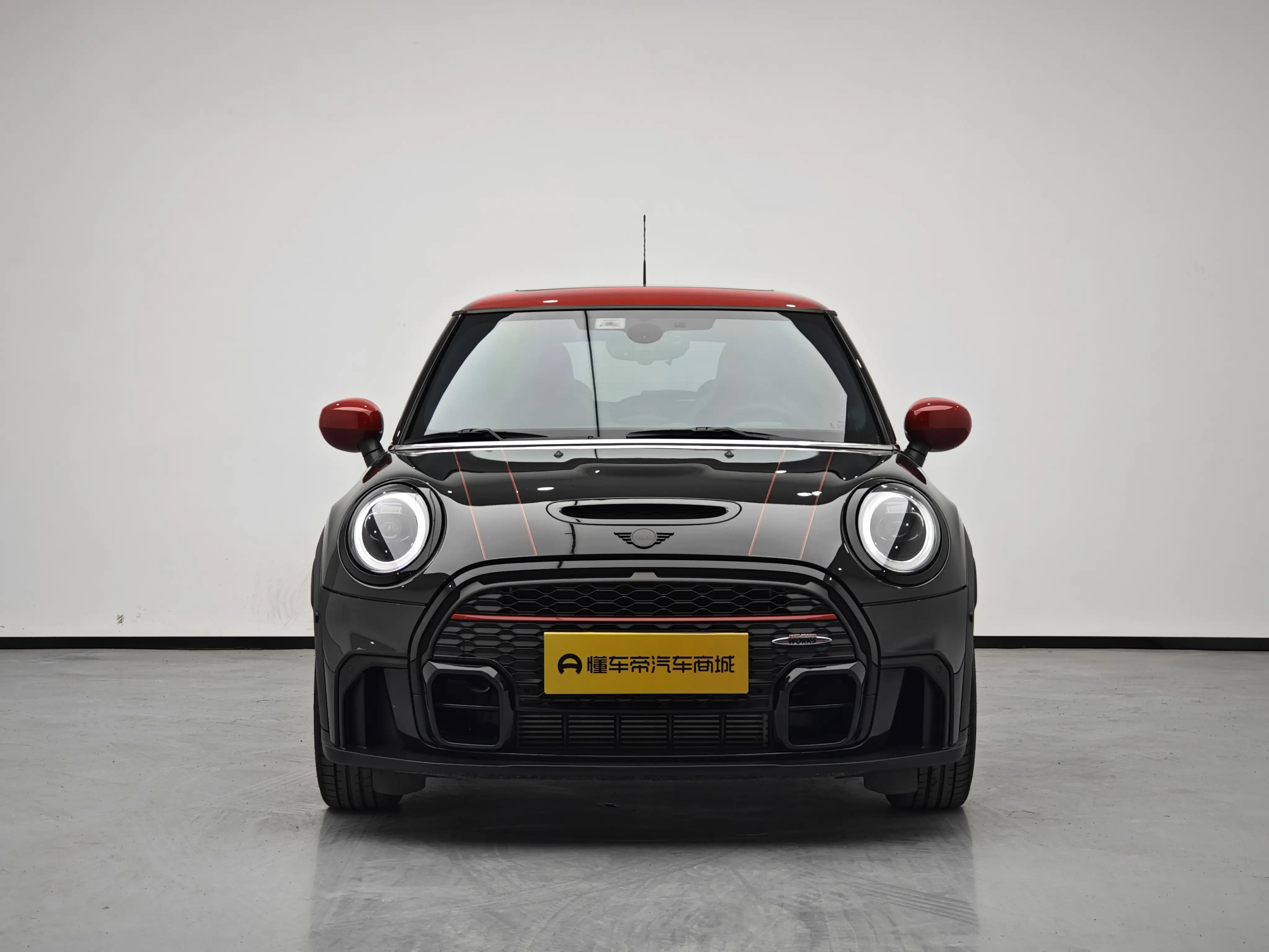 MINI JCW