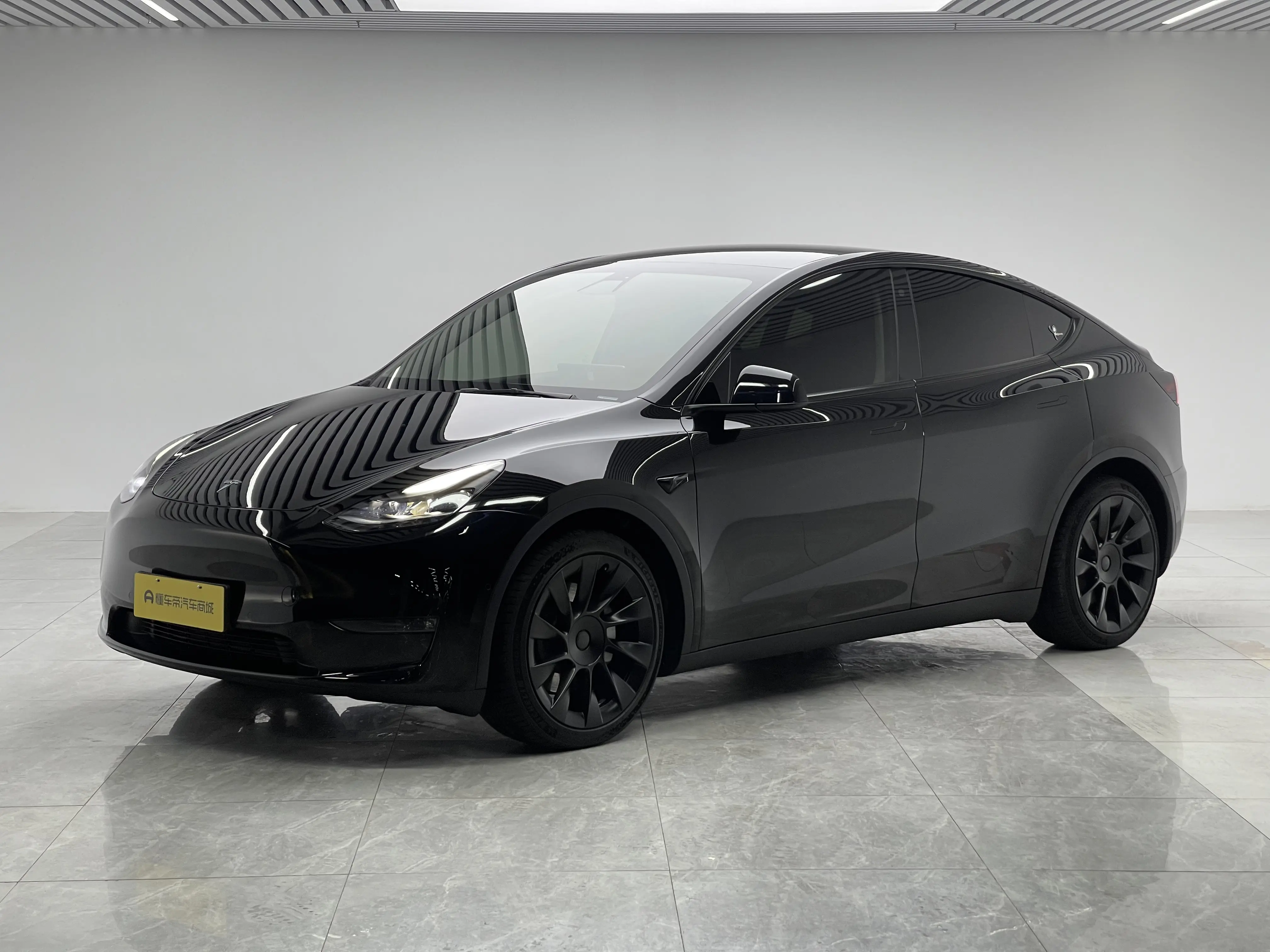 Tesla Model Y  из Китая