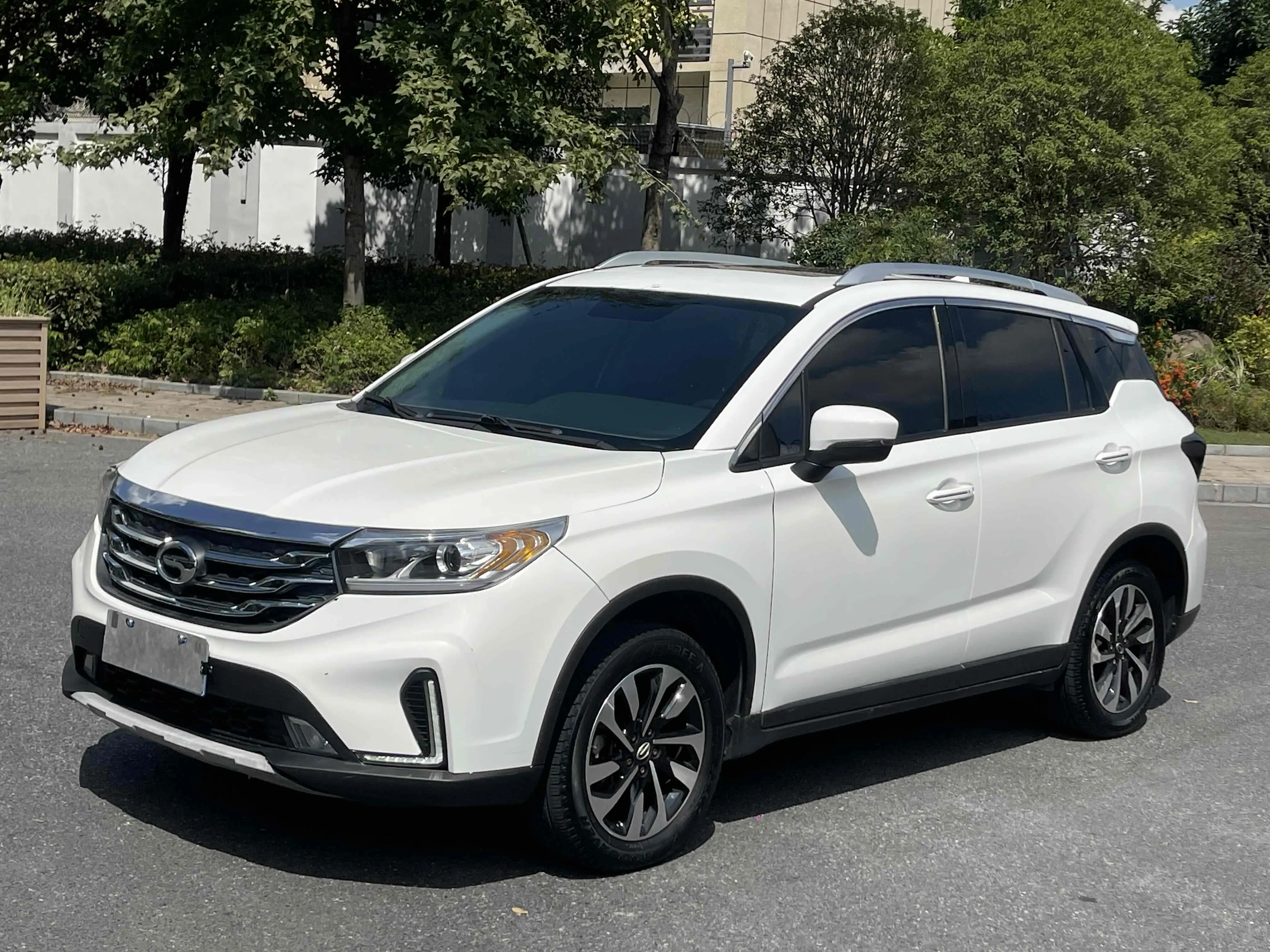 GAC Trumpchi GS4  из Китая