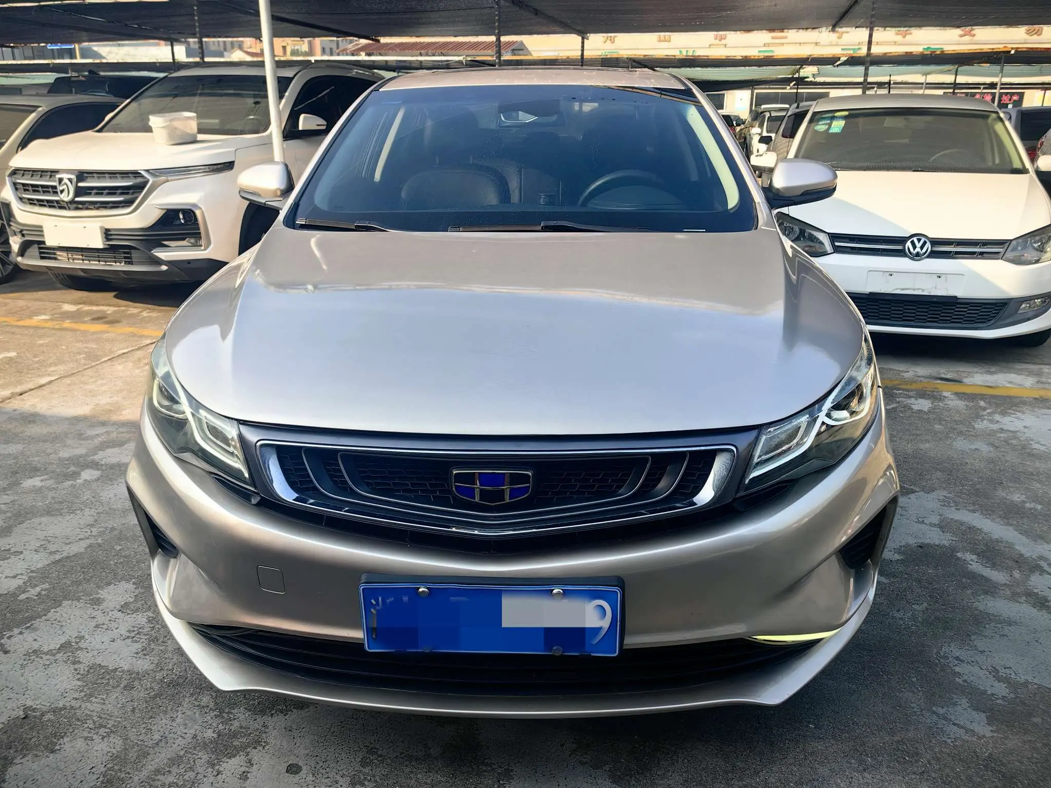 Geely Emgrand GL  из Китая