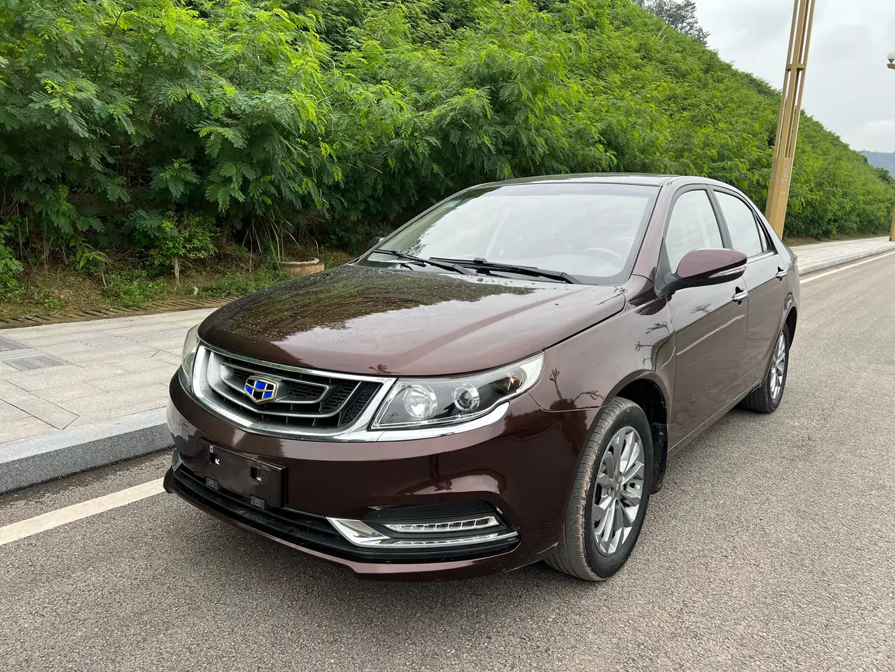 Geely Vision  из Китая