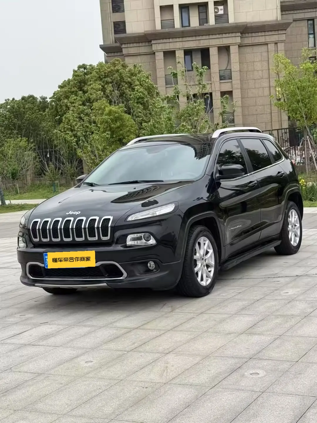 Jeep Cherokee  из Китая