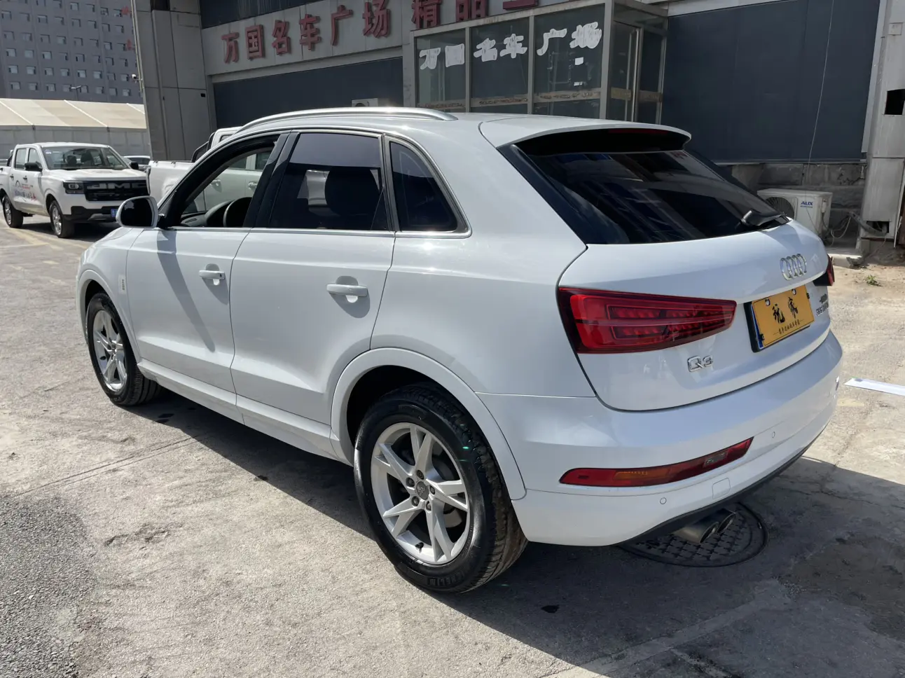 Audi Q3  из Китая
