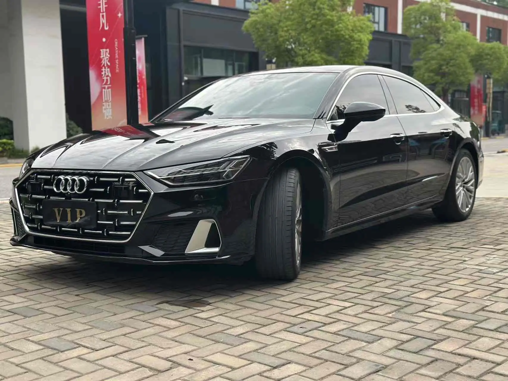 Audi A7L  из Китая