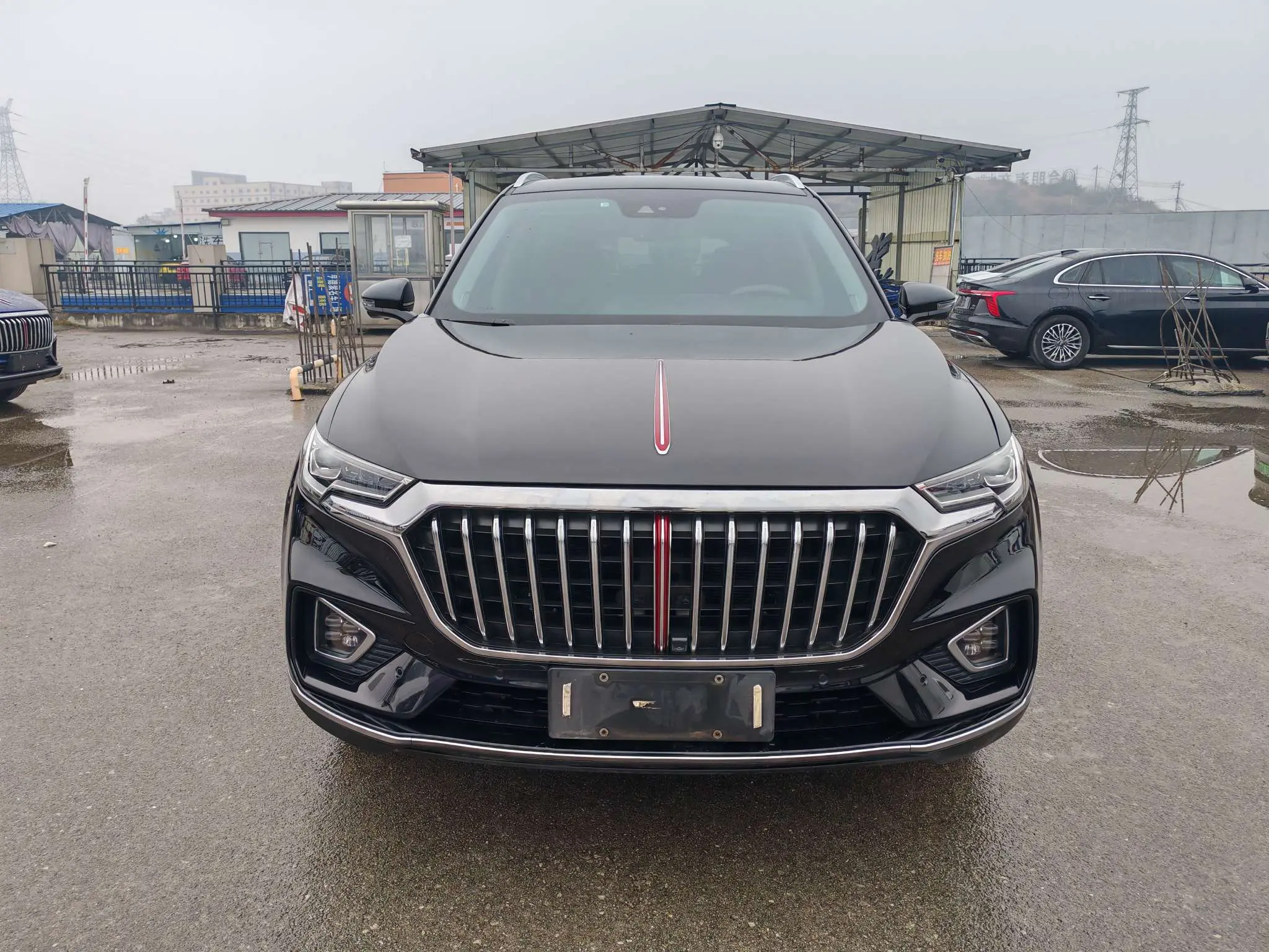 Hongqi HS5  из Китая