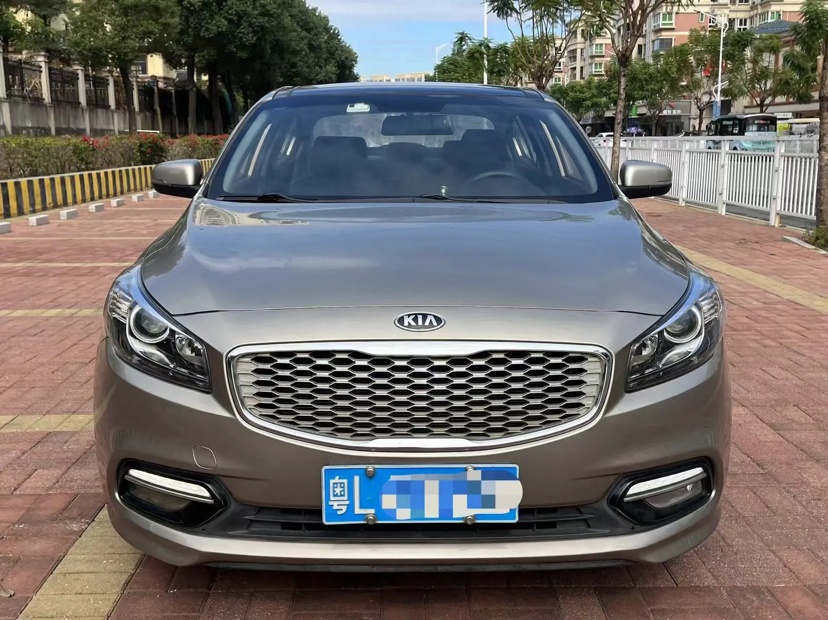 Kia K4  из Китая