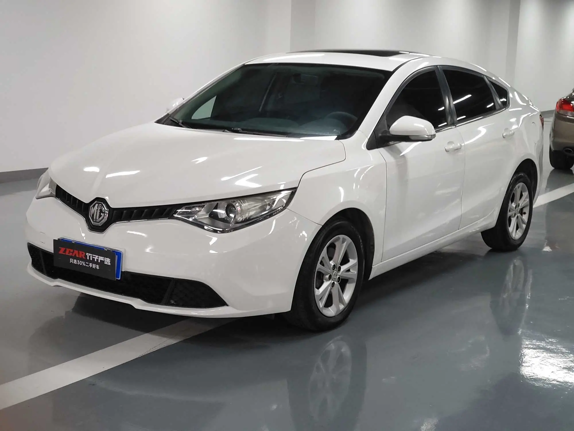 MG Ruixing  из Китая