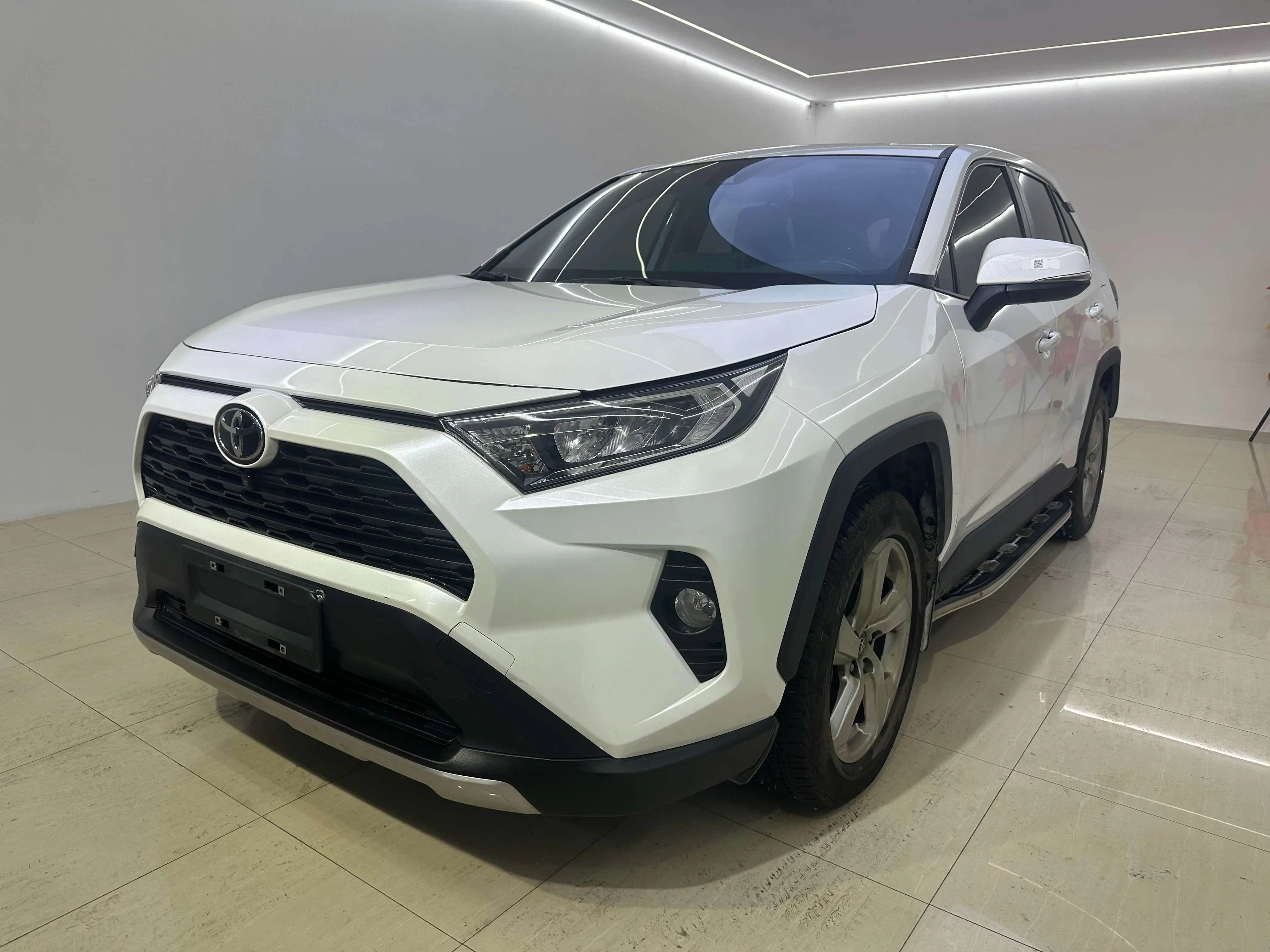 Toyota RAV4  из Китая