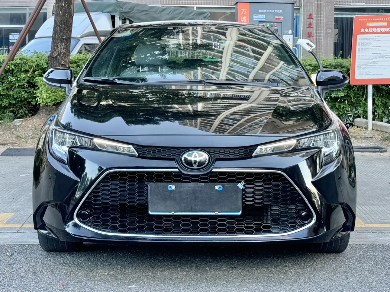 Toyota Levin (Lei Ling)  из Китая