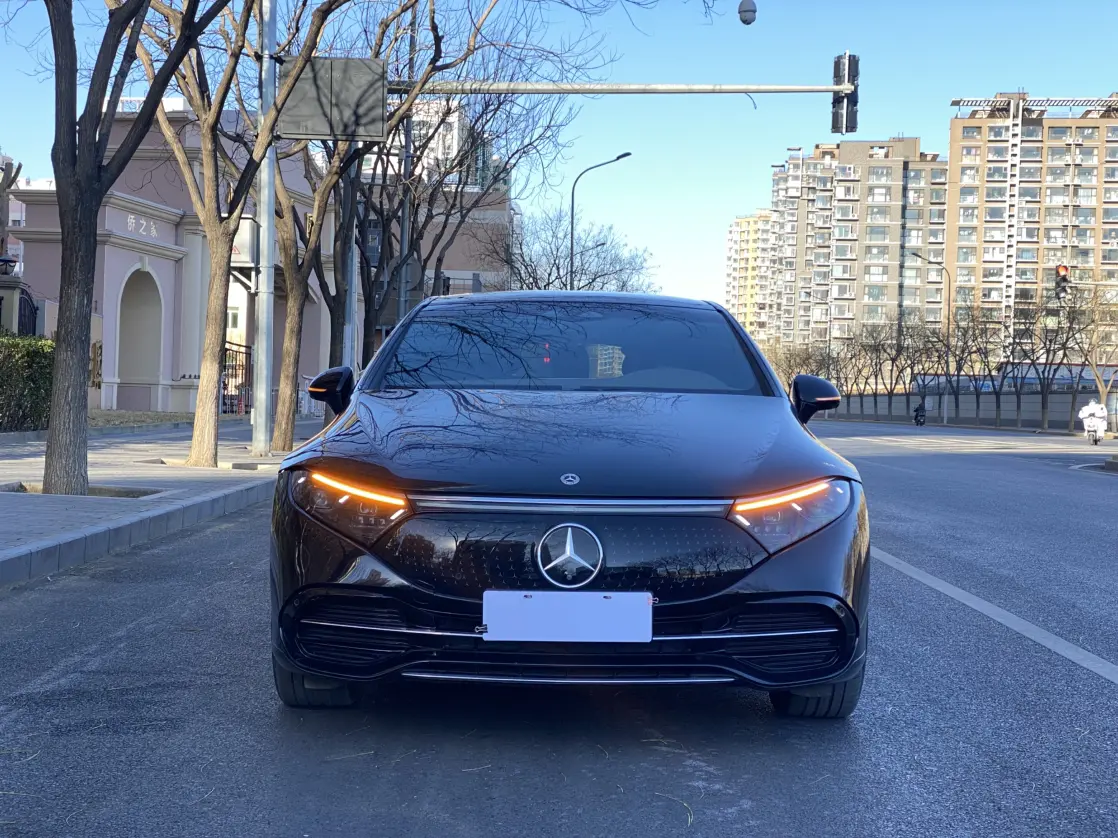 Mercedes-Benz EQS  из Китая
