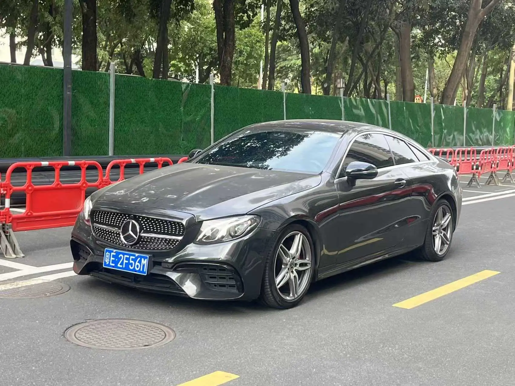 Mercedes-Benz E-Class (imported)  из Китая