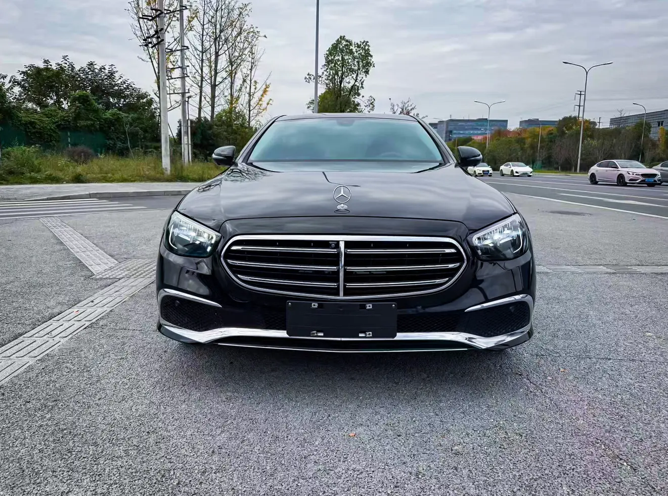 Mercedes-Benz E-Class  из Китая