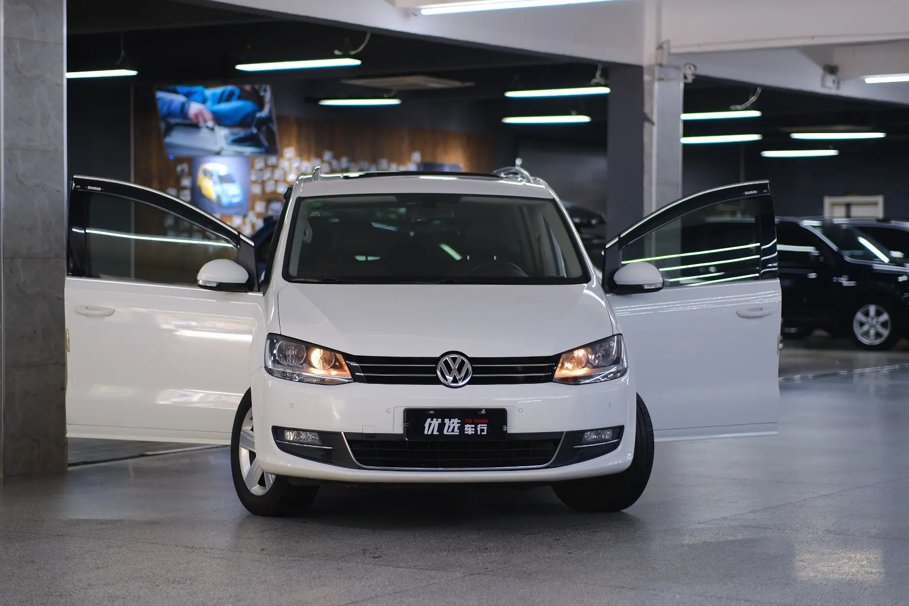 Volkswagen Sharon  из Китая