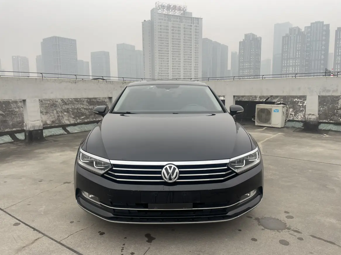 Volkswagen Magotan  из Китая