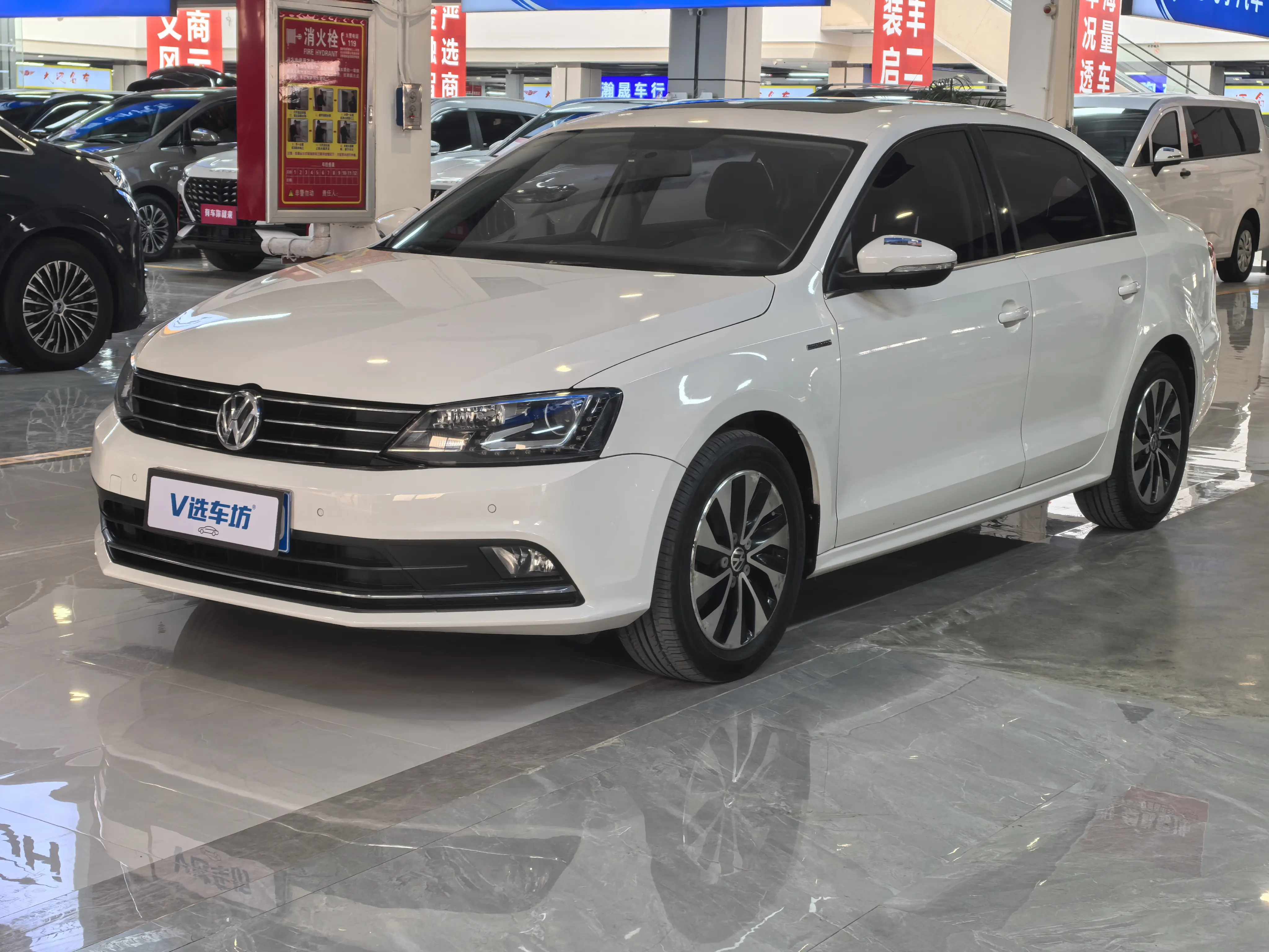 Volkswagen Sagitar  из Китая