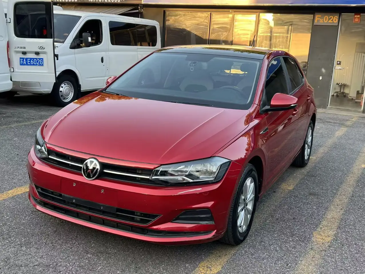 Volkswagen Polo  из Китая