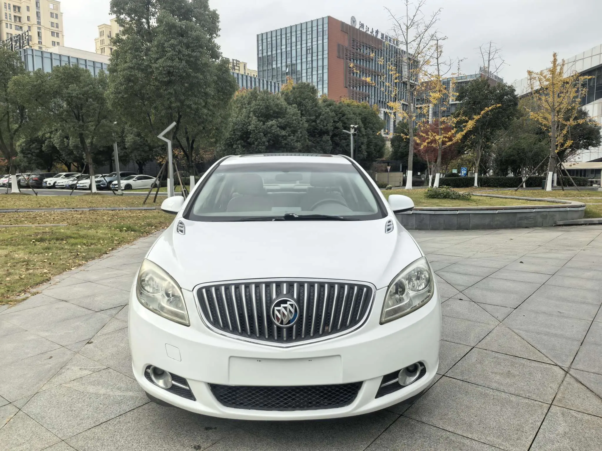 Buick Yinglang  из Китая