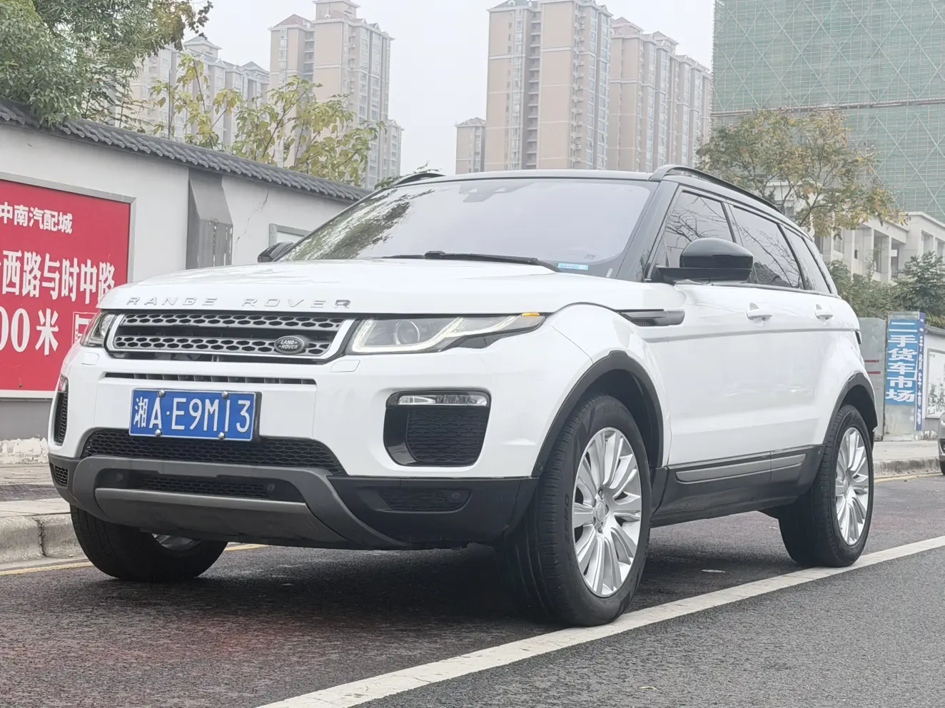 Land Rover Range Rover Evoque  из Китая