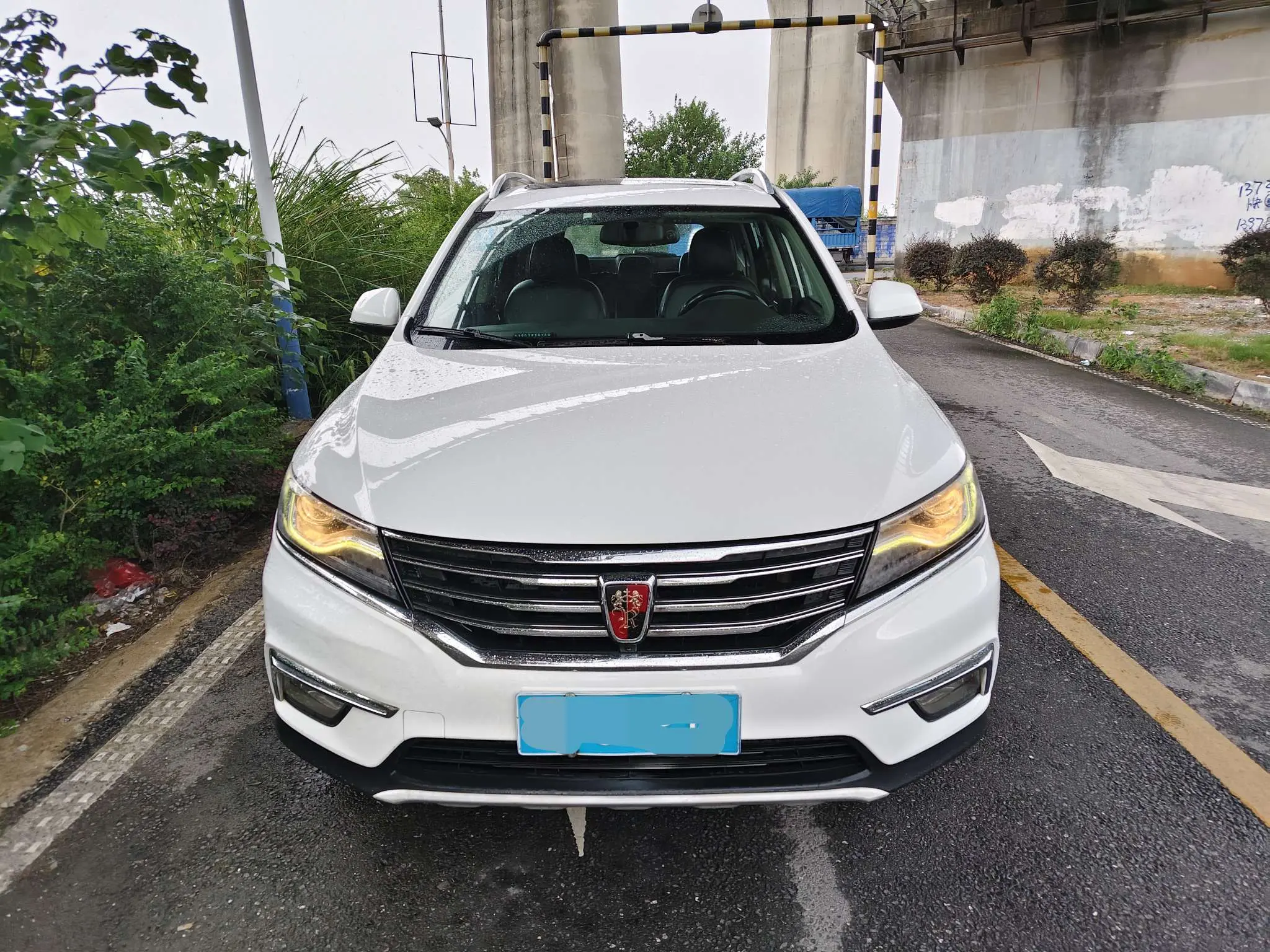 Roewe RX5  из Китая