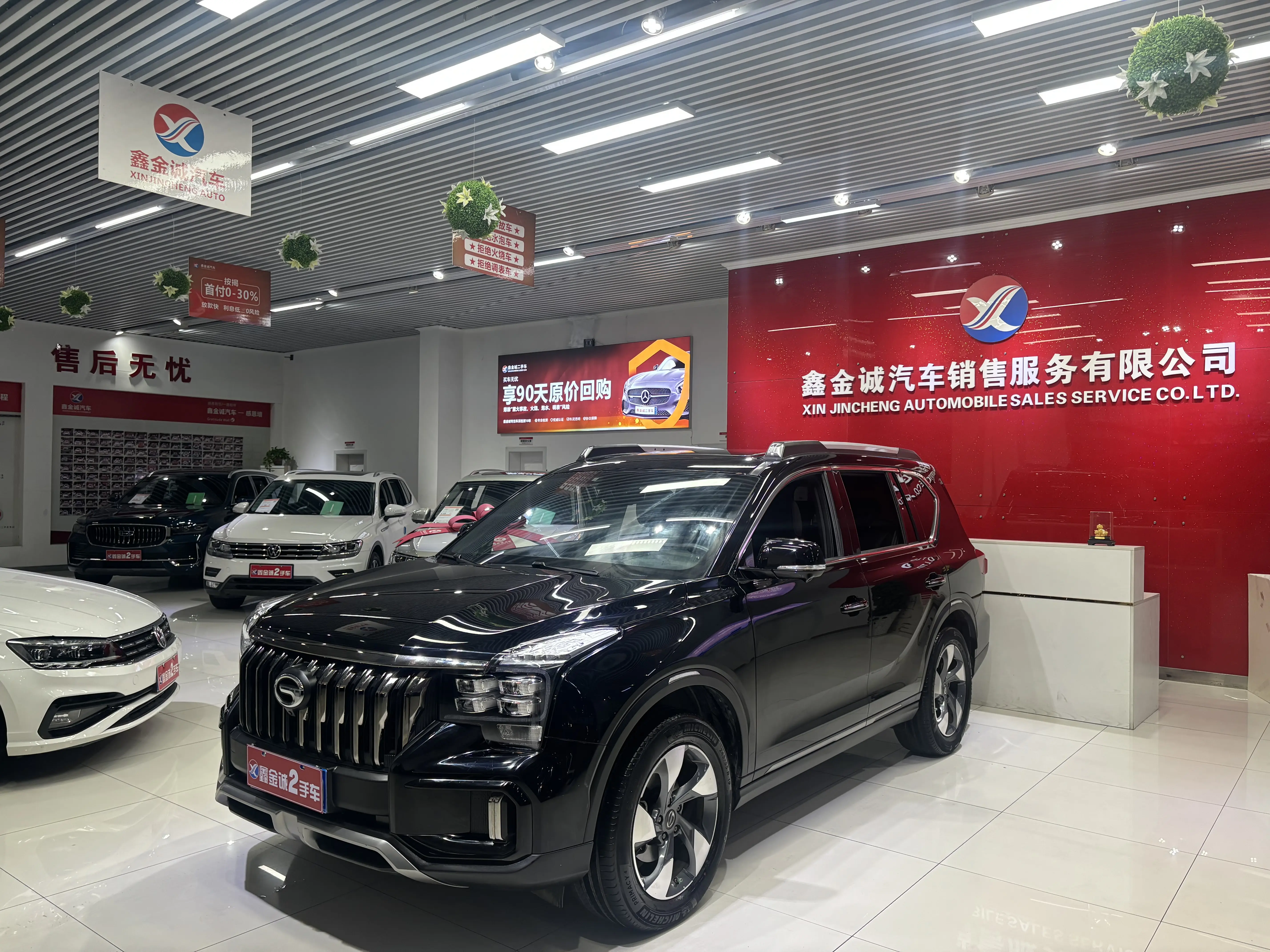 GAC Trumpchi GS8  из Китая