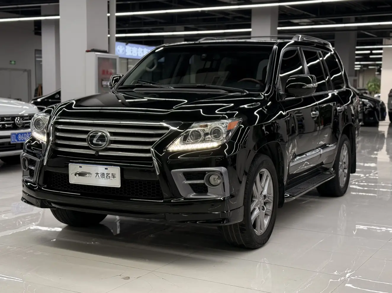 Lexus LX  из Китая