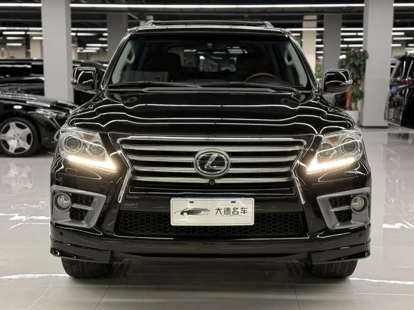 Lexus LX  из Китая