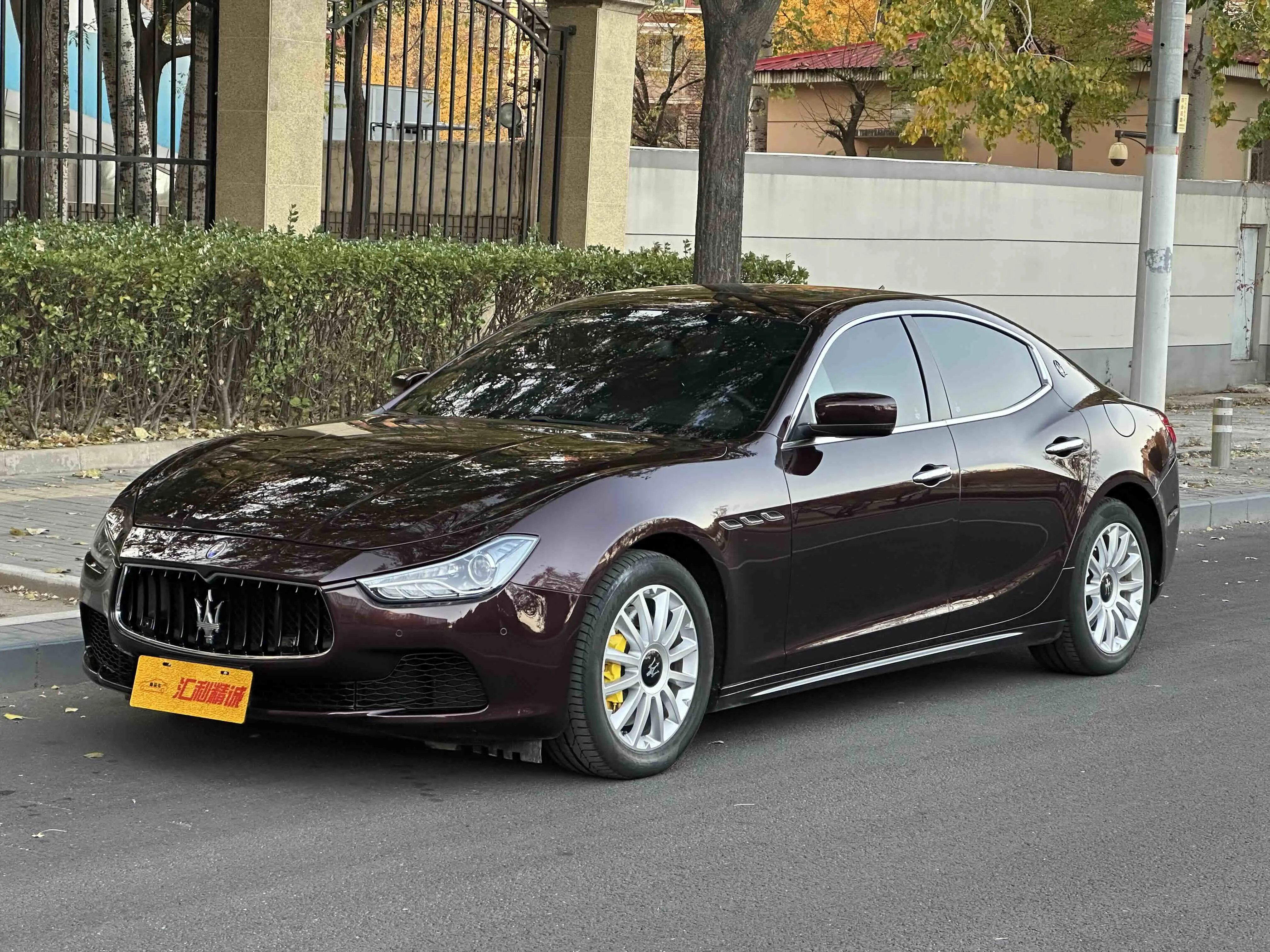 Maserati Ghibli  из Китая