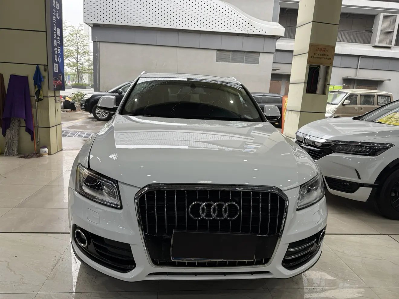 Audi Q5  из Китая
