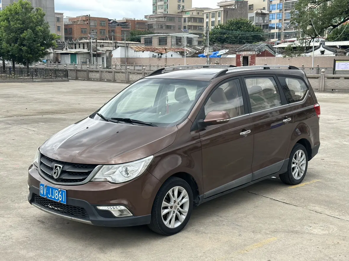 Baojun 730  из Китая