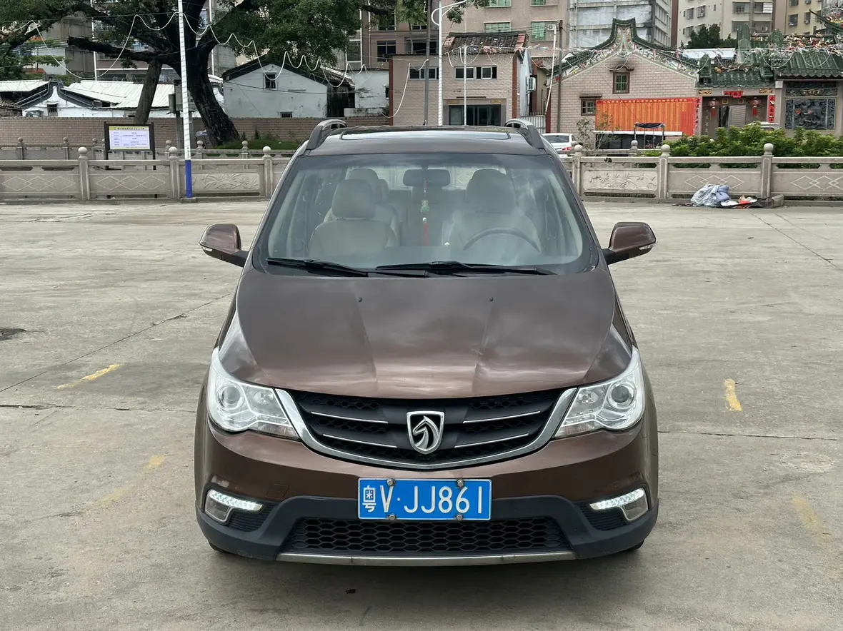 Baojun 730  из Китая