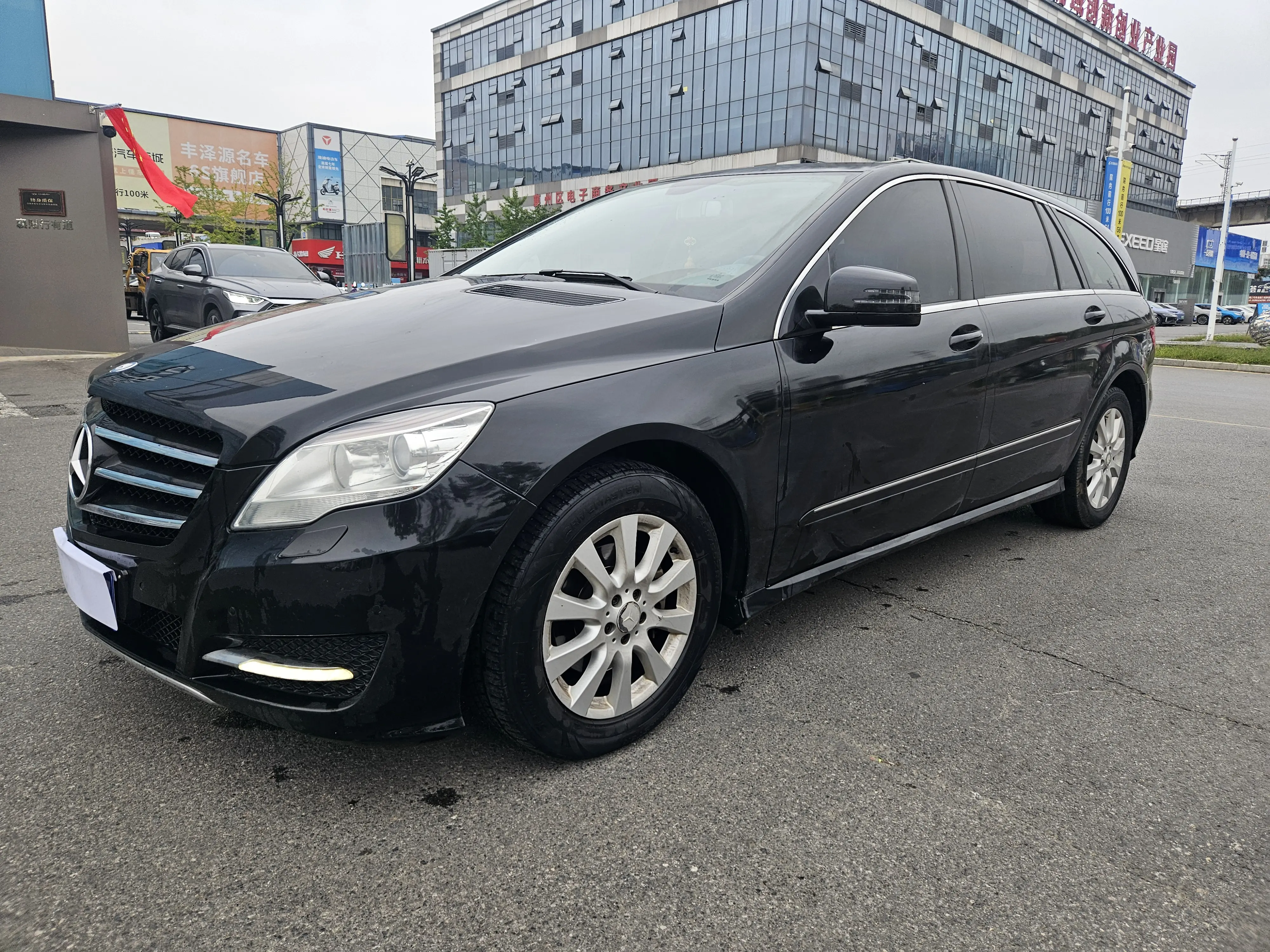 Mercedes-Benz R-Class  из Китая