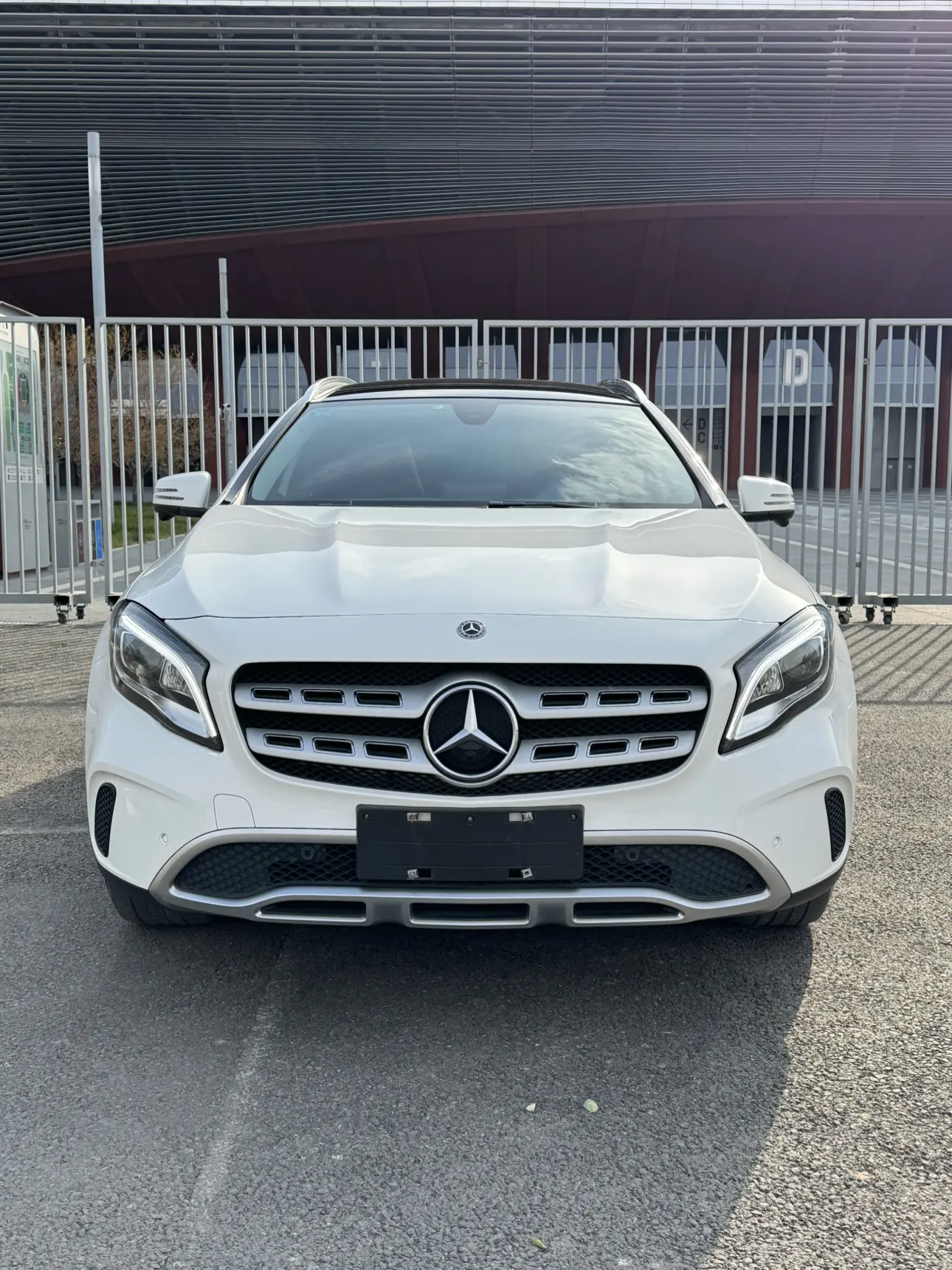 Mercedes-Benz GLA  из Китая