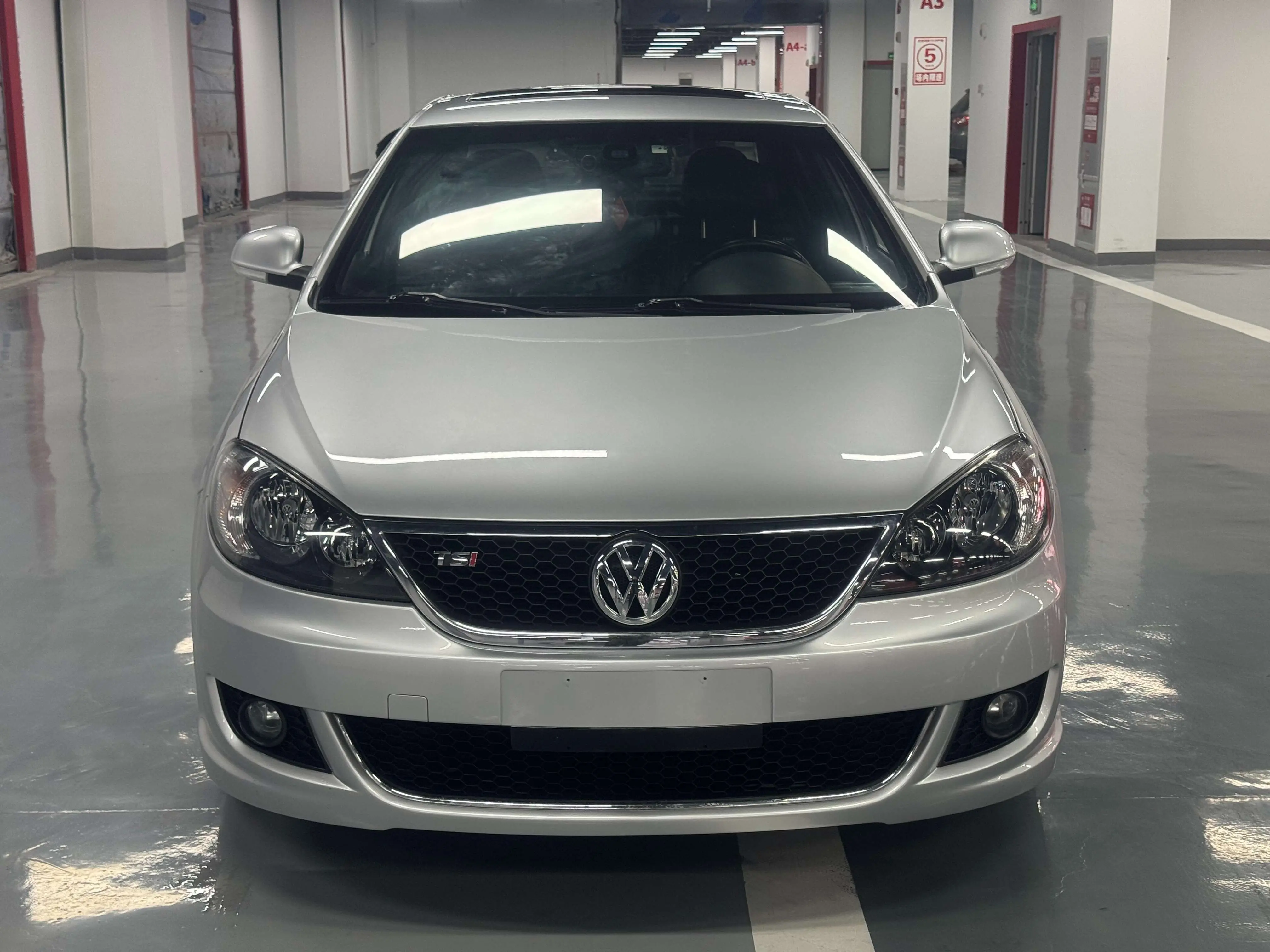 Volkswagen Lavida  из Китая