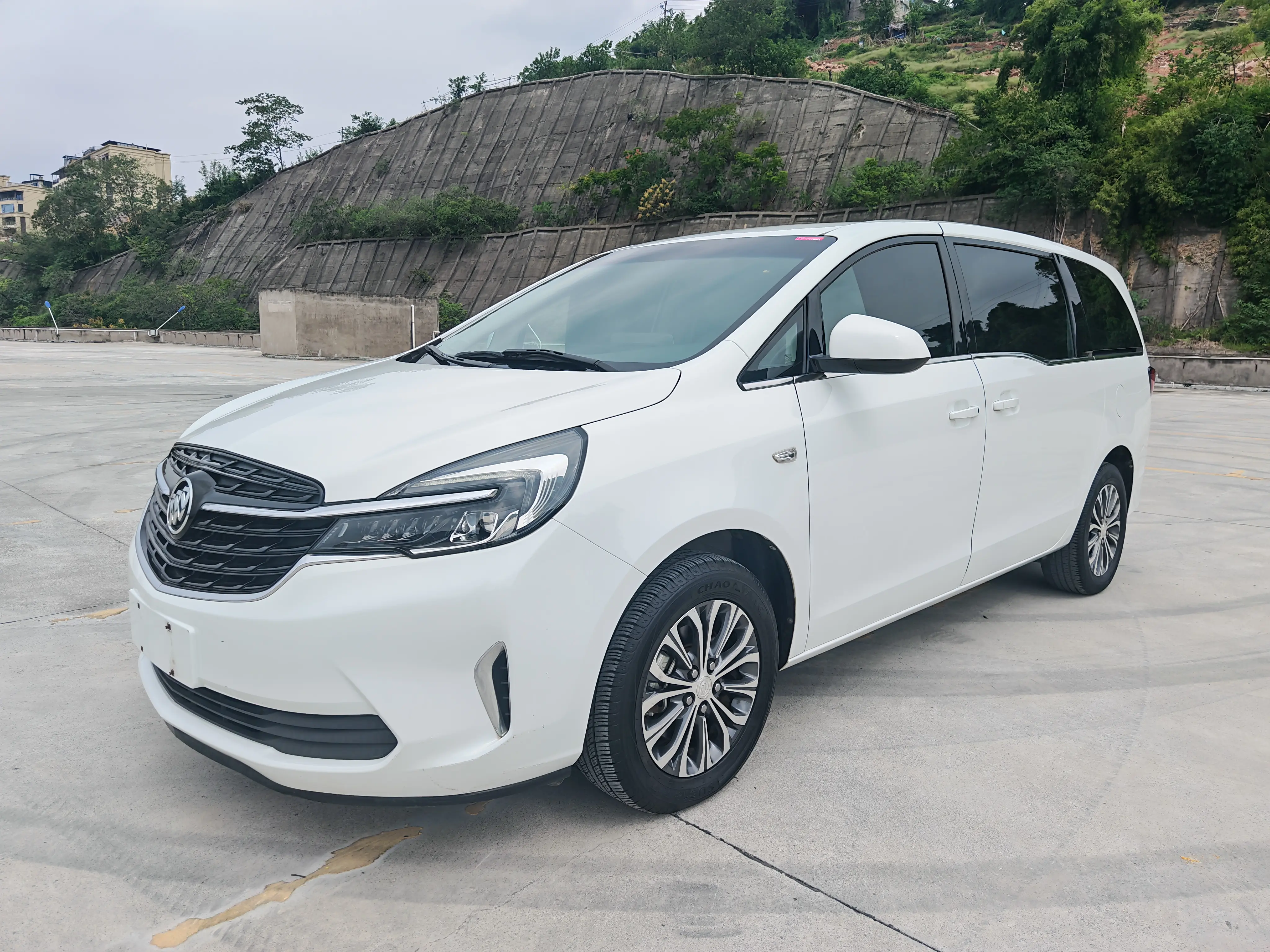 Buick GL8