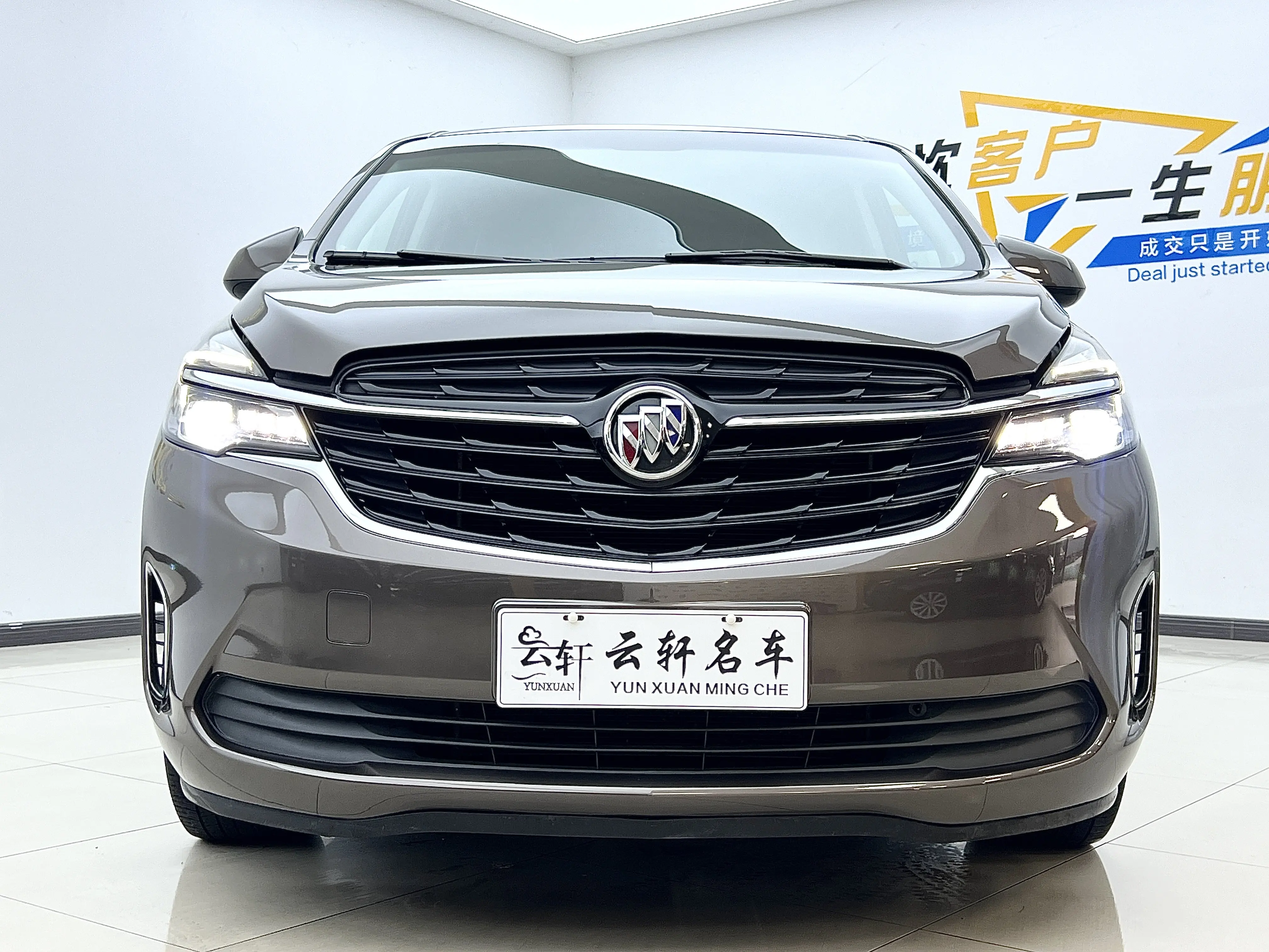 Buick GL8  из Китая