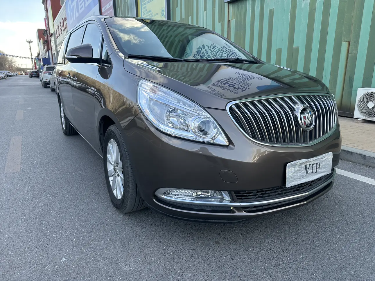 Buick GL8  из Китая