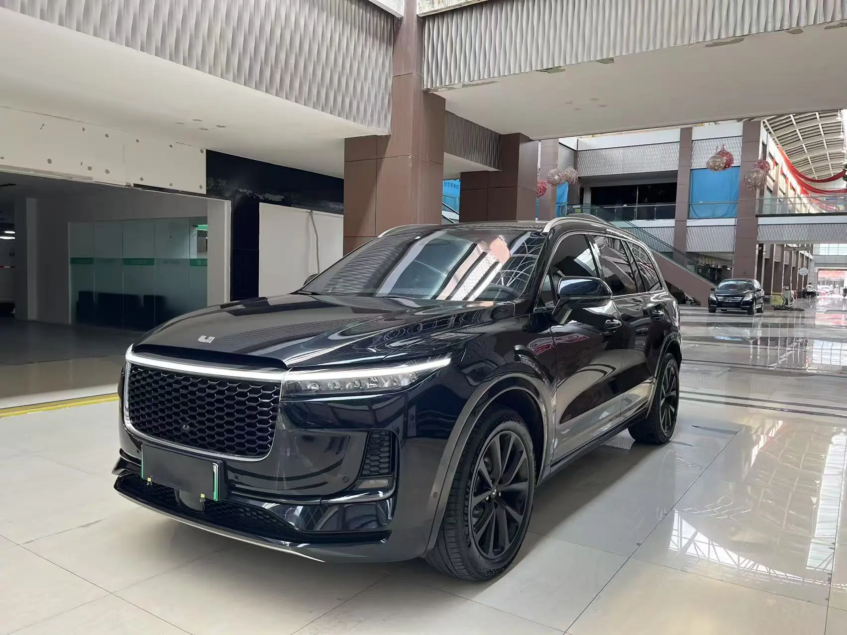 Li ONE (Ideal ONE)  из Китая